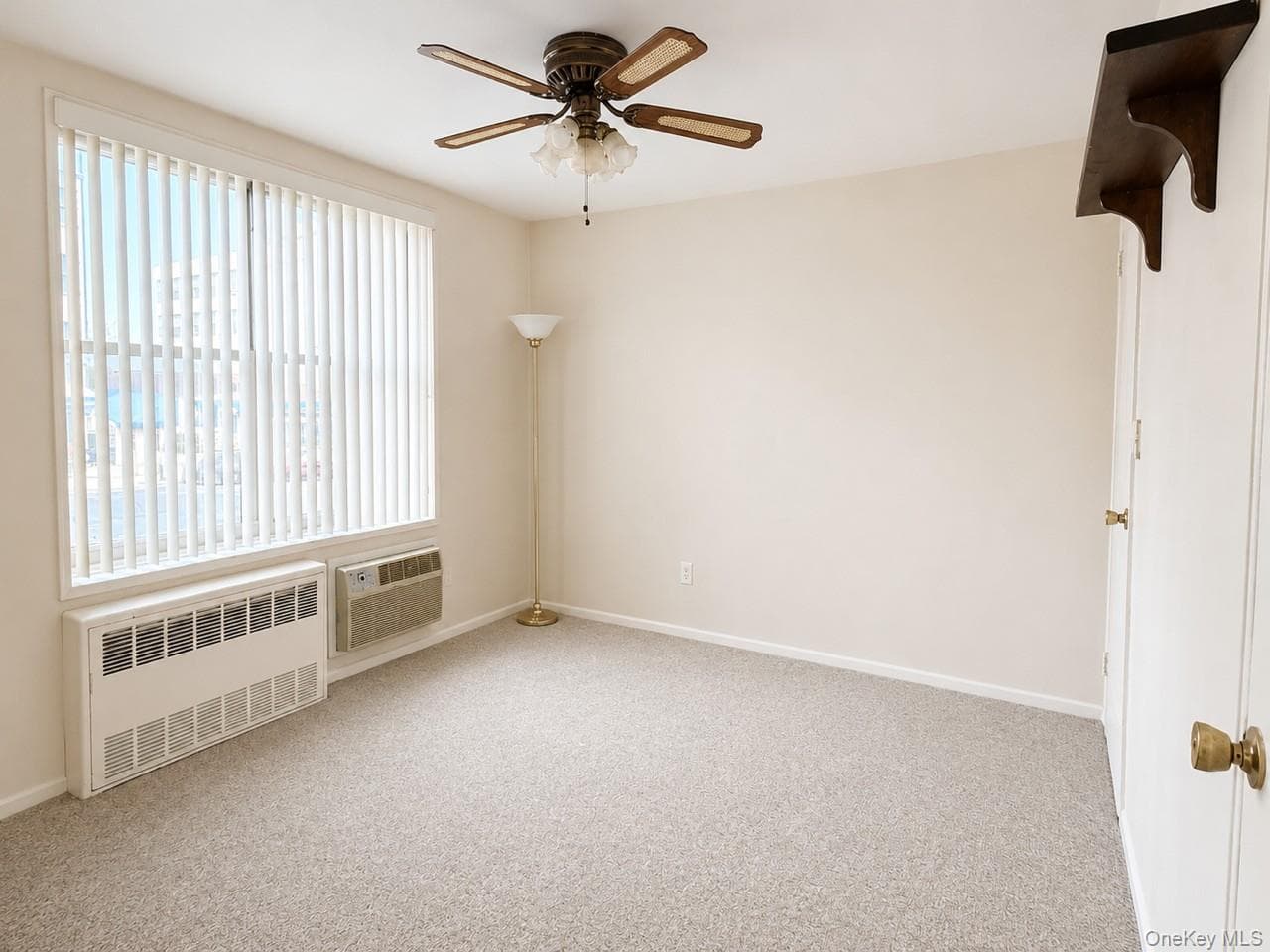 410 E Broadway Unit: 2F thumbnail 4