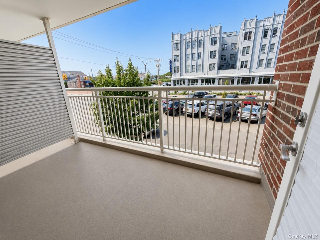 410 E Broadway Unit: 2F thumbnail 7