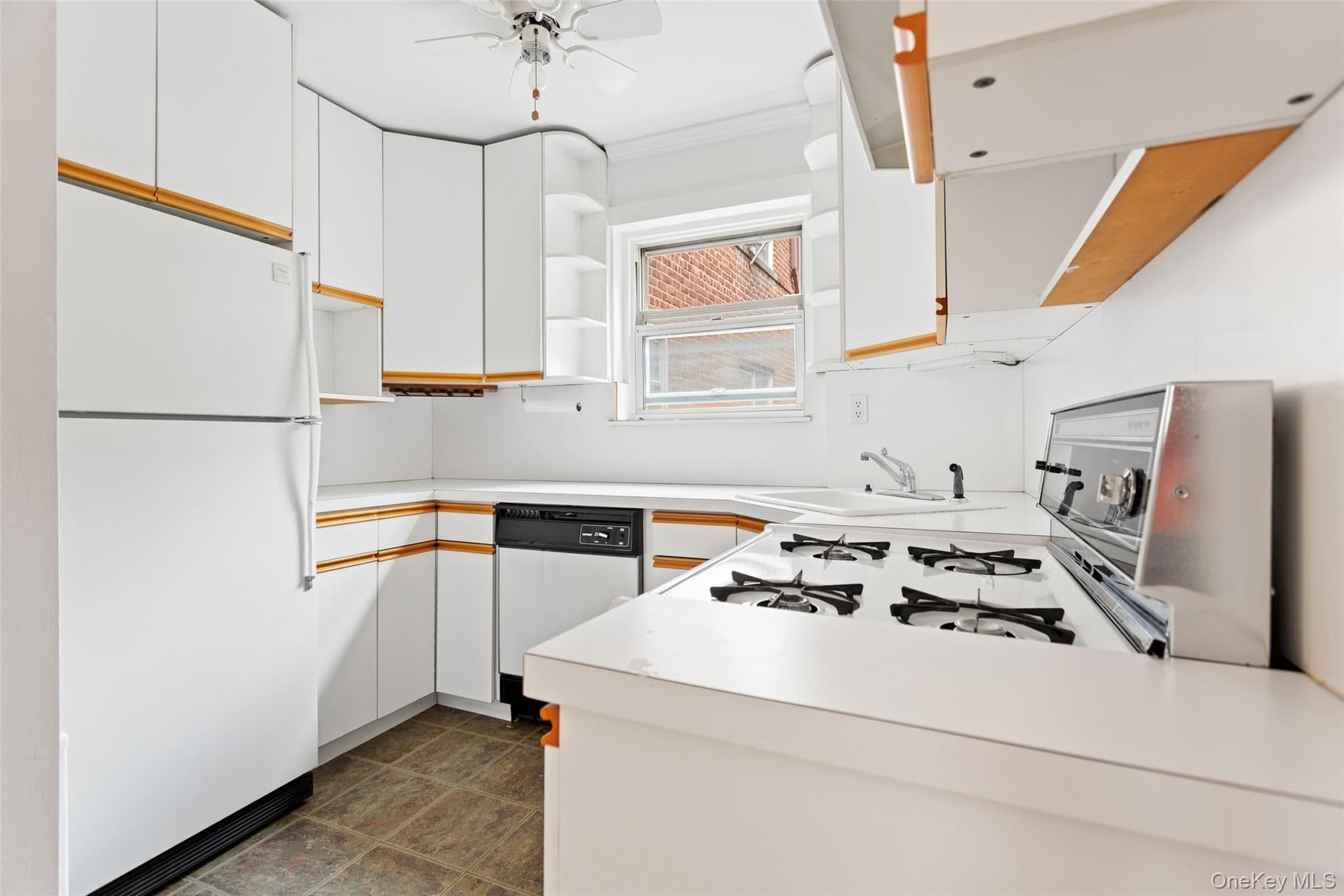 320 S Broadway Unit: P7 thumbnail 9