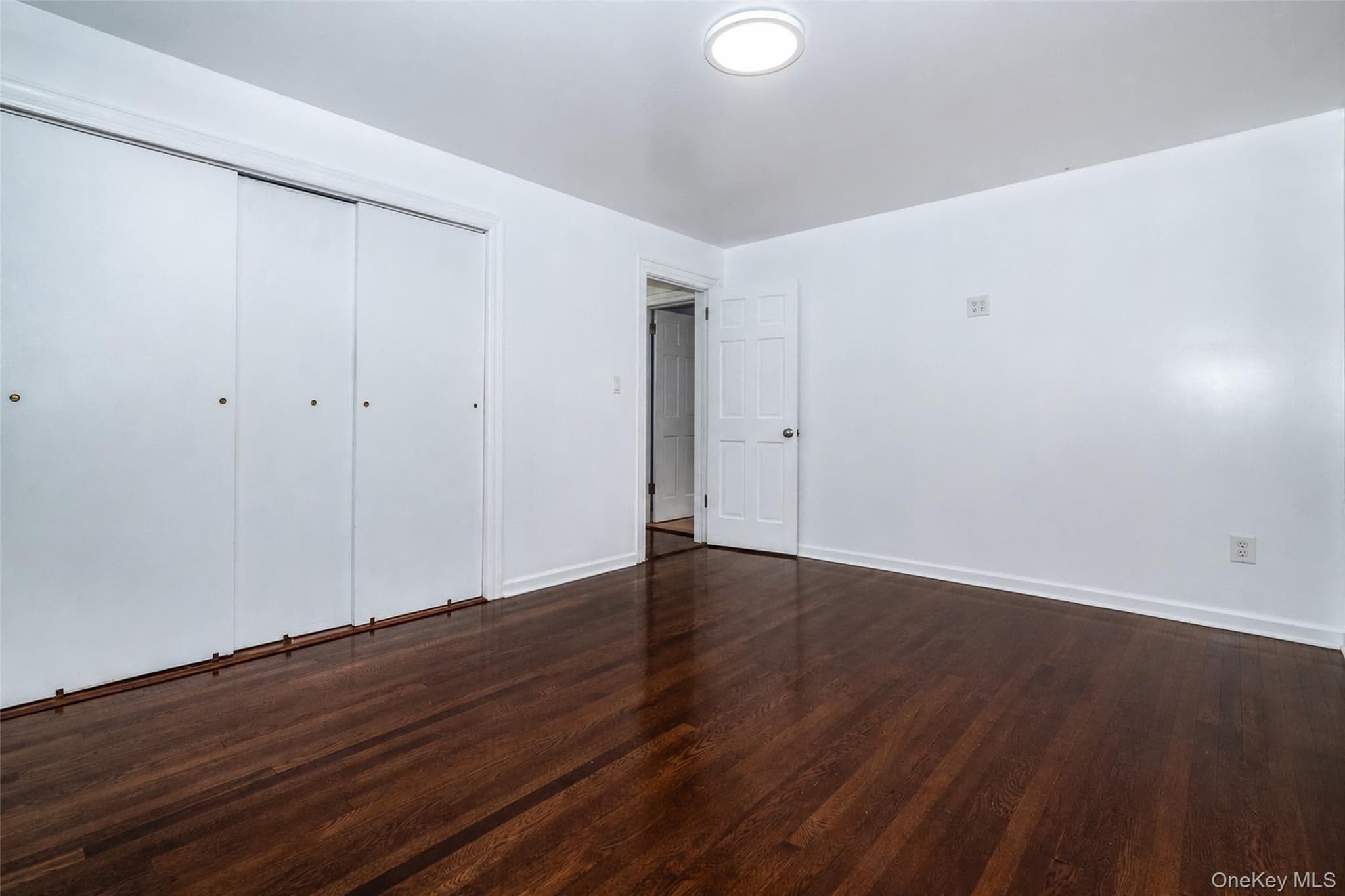 887 Webster Avenue thumbnail 14