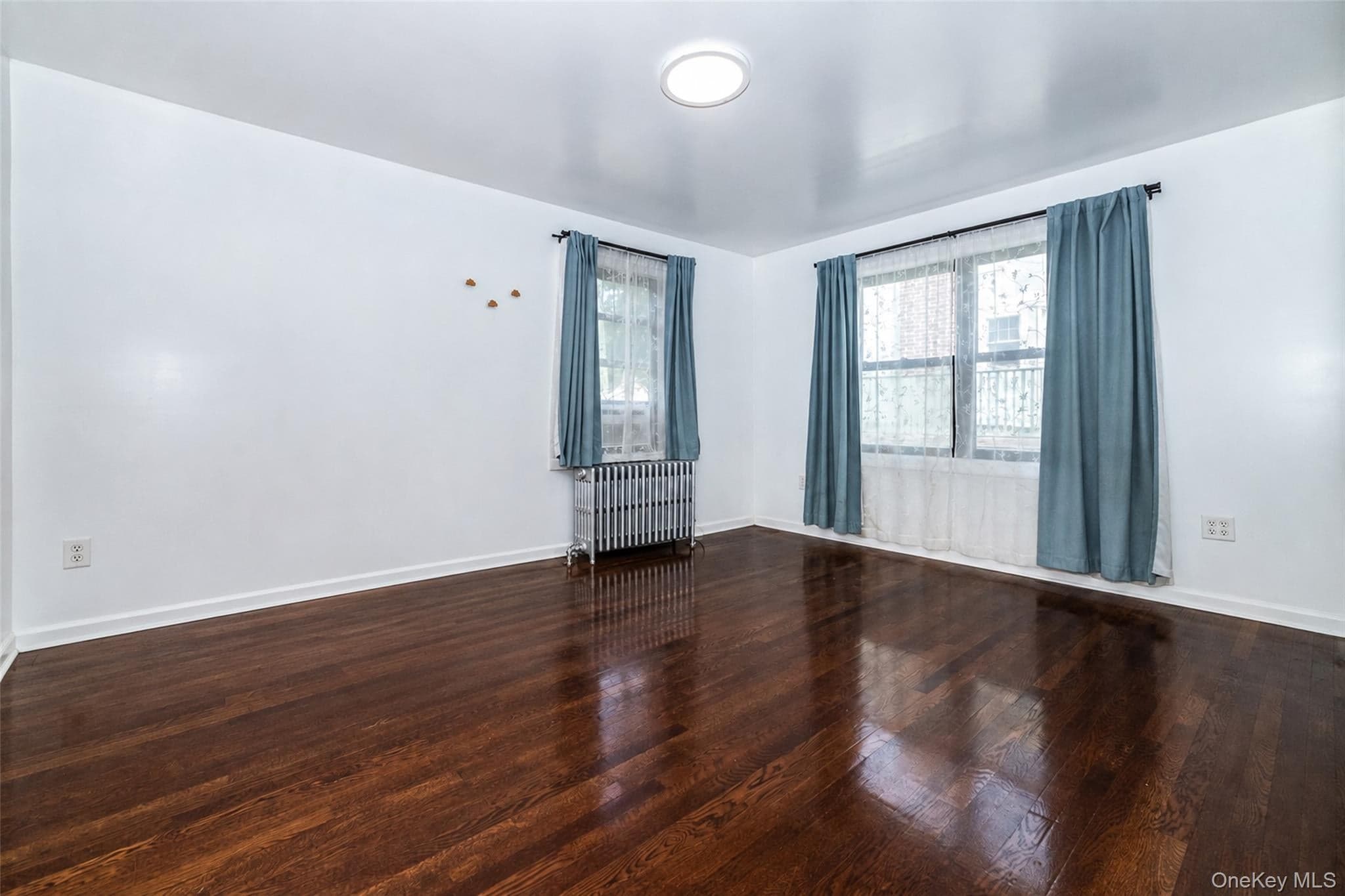 887 Webster Avenue thumbnail 12