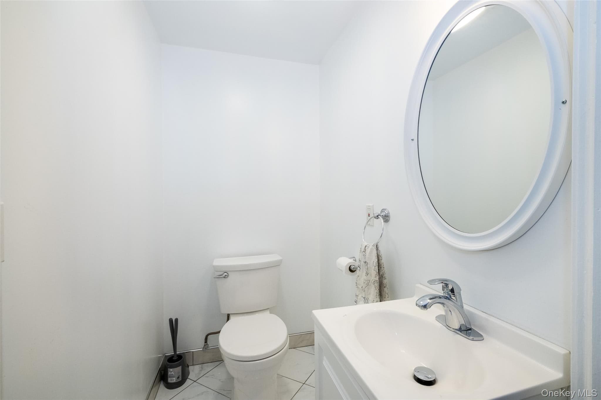 887 Webster Avenue thumbnail 11
