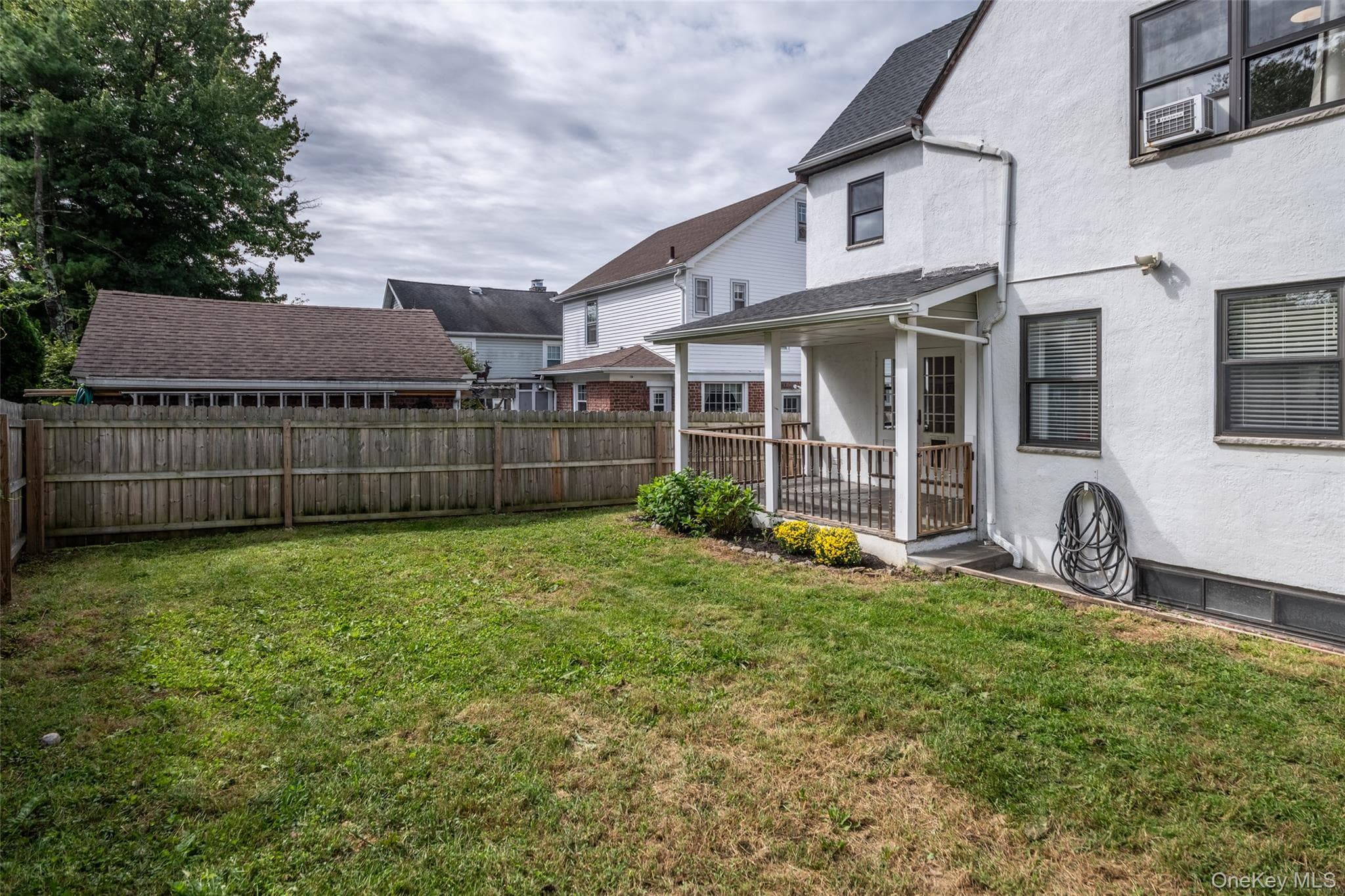 887 Webster Avenue thumbnail 28