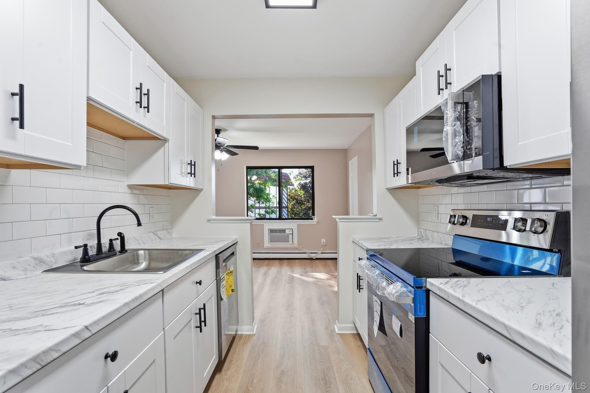12 Skyline Drive Unit: 8 thumbnail 13