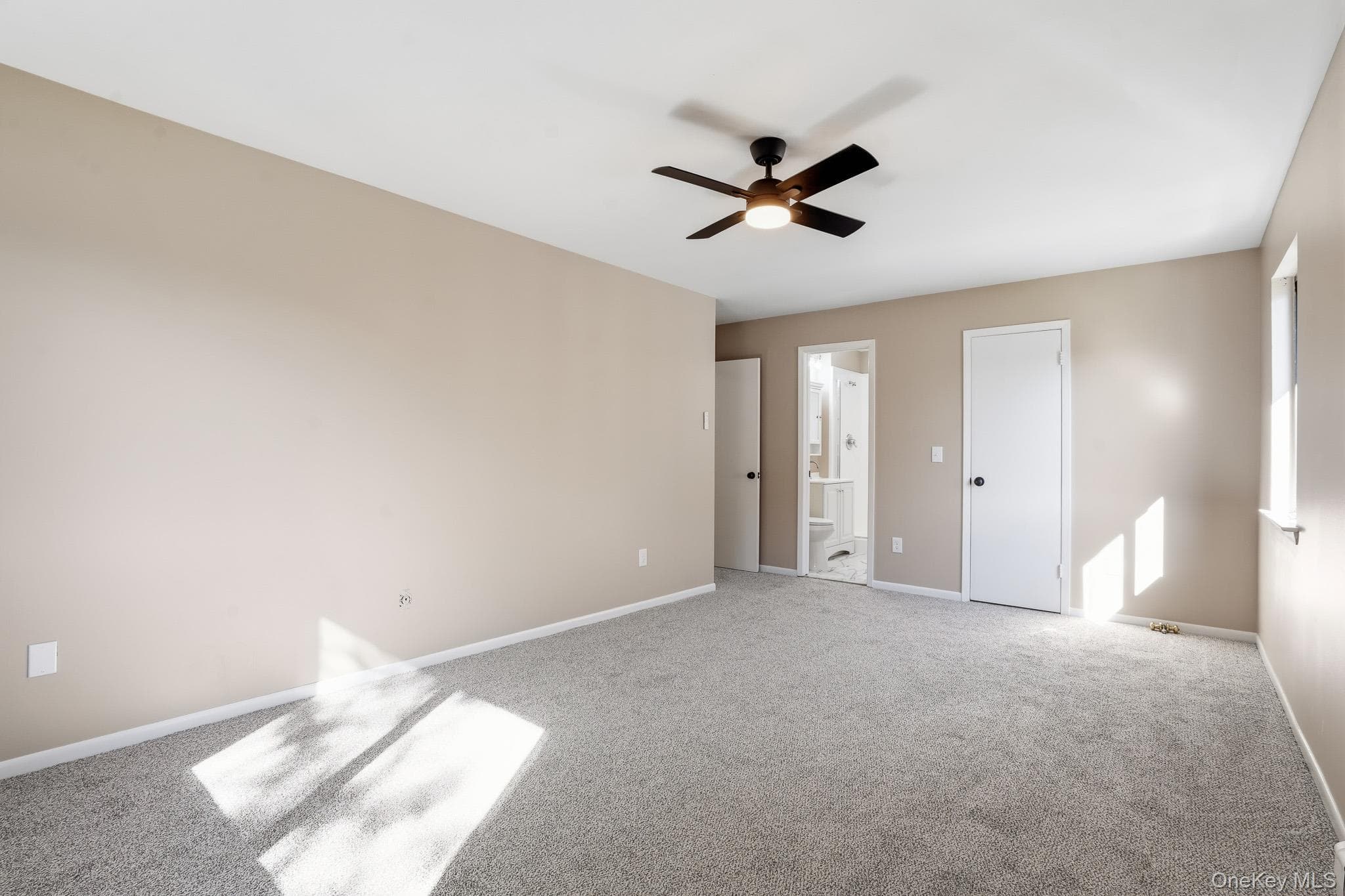 12 Skyline Drive Unit: 8 thumbnail 16