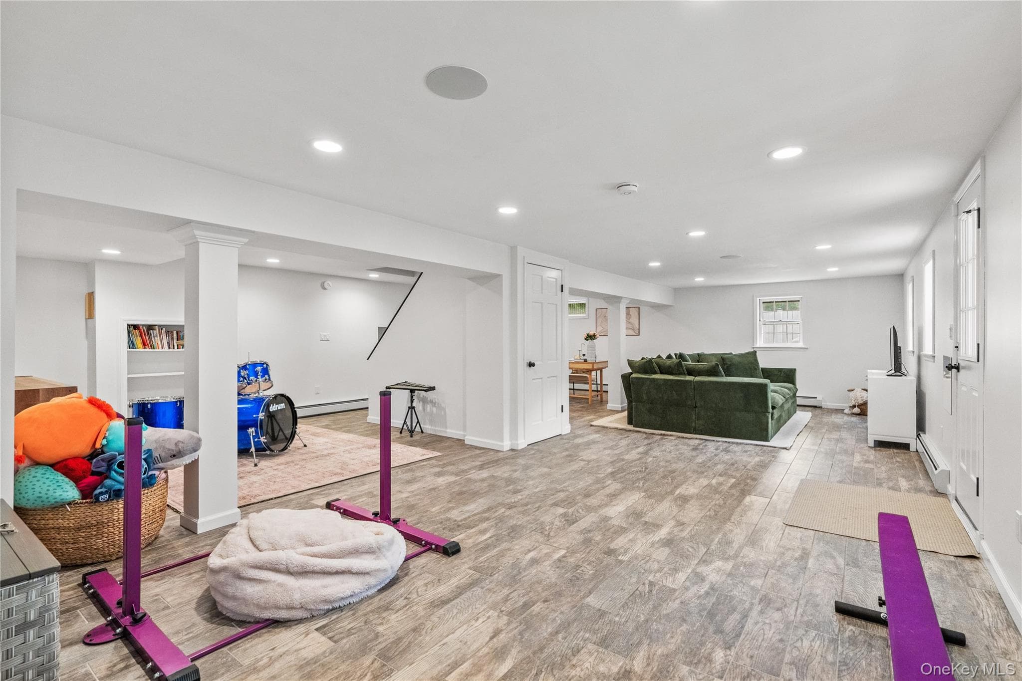 406 Bedford Road thumbnail 38