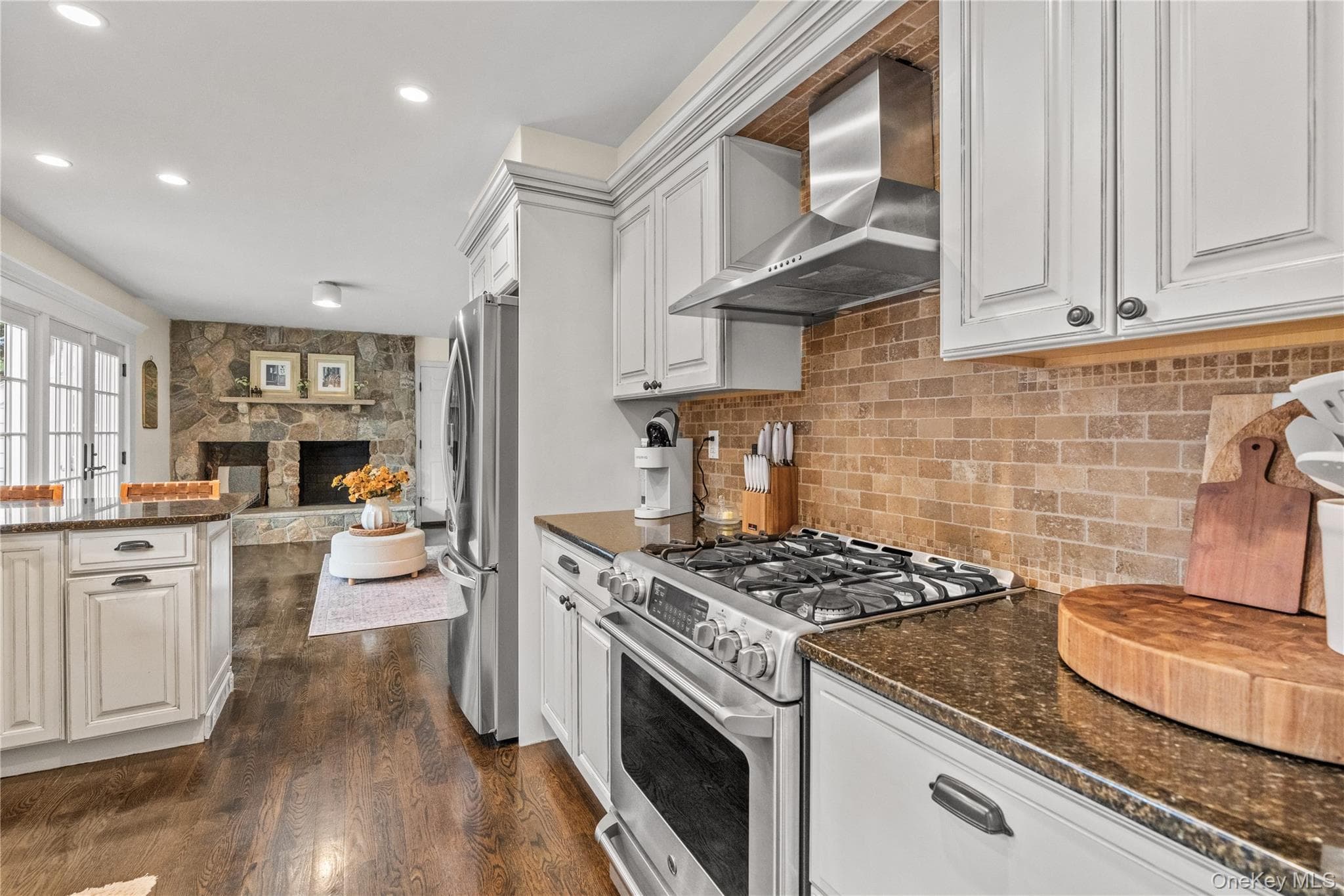 406 Bedford Road thumbnail 14