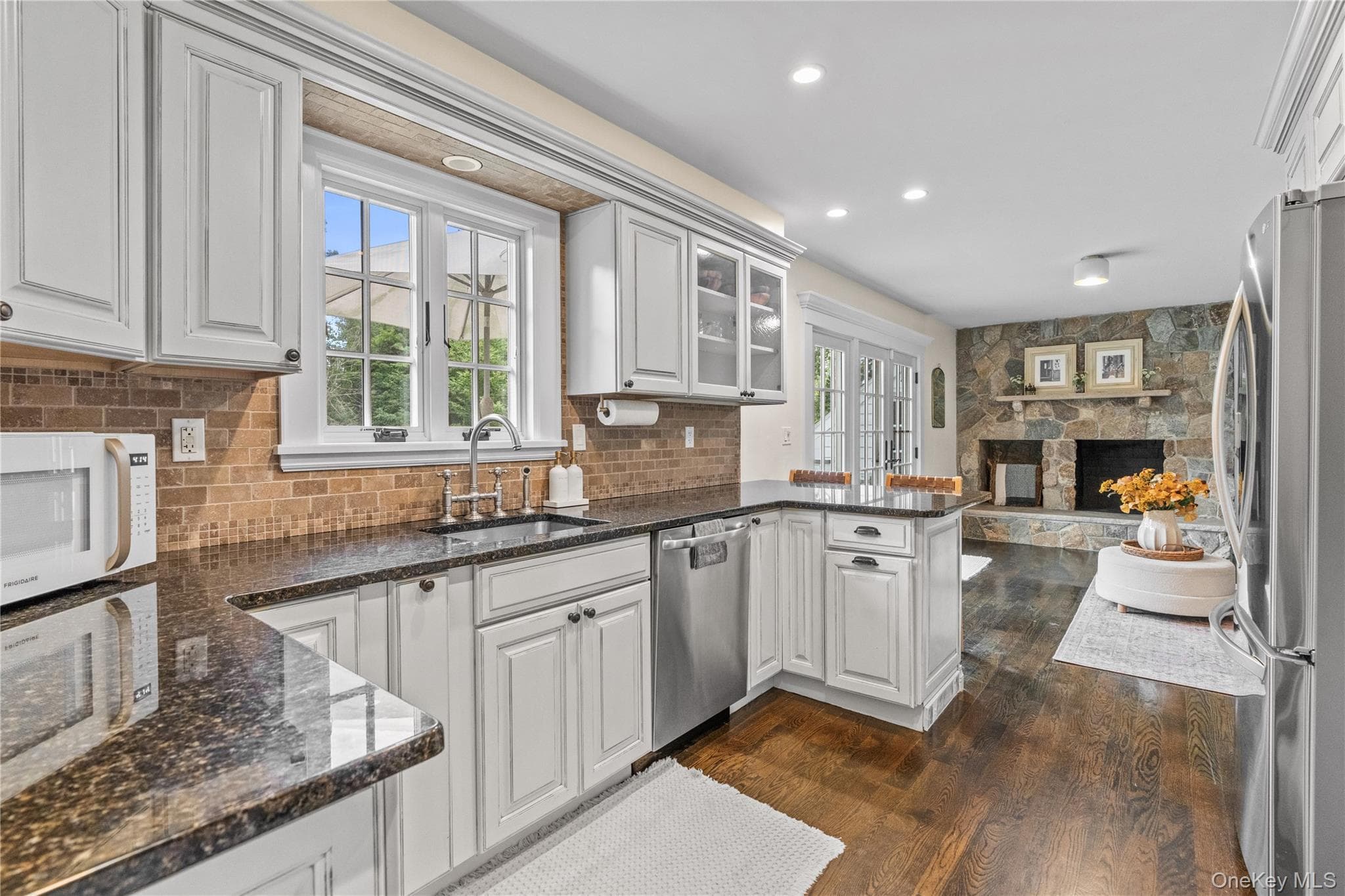 406 Bedford Road thumbnail 15