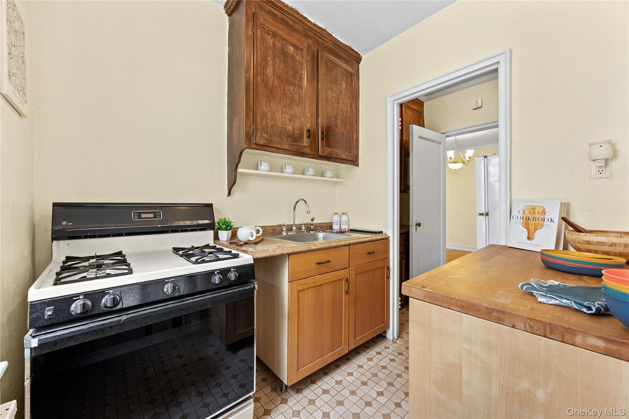 35-35 75th Street Unit: 522 thumbnail 9