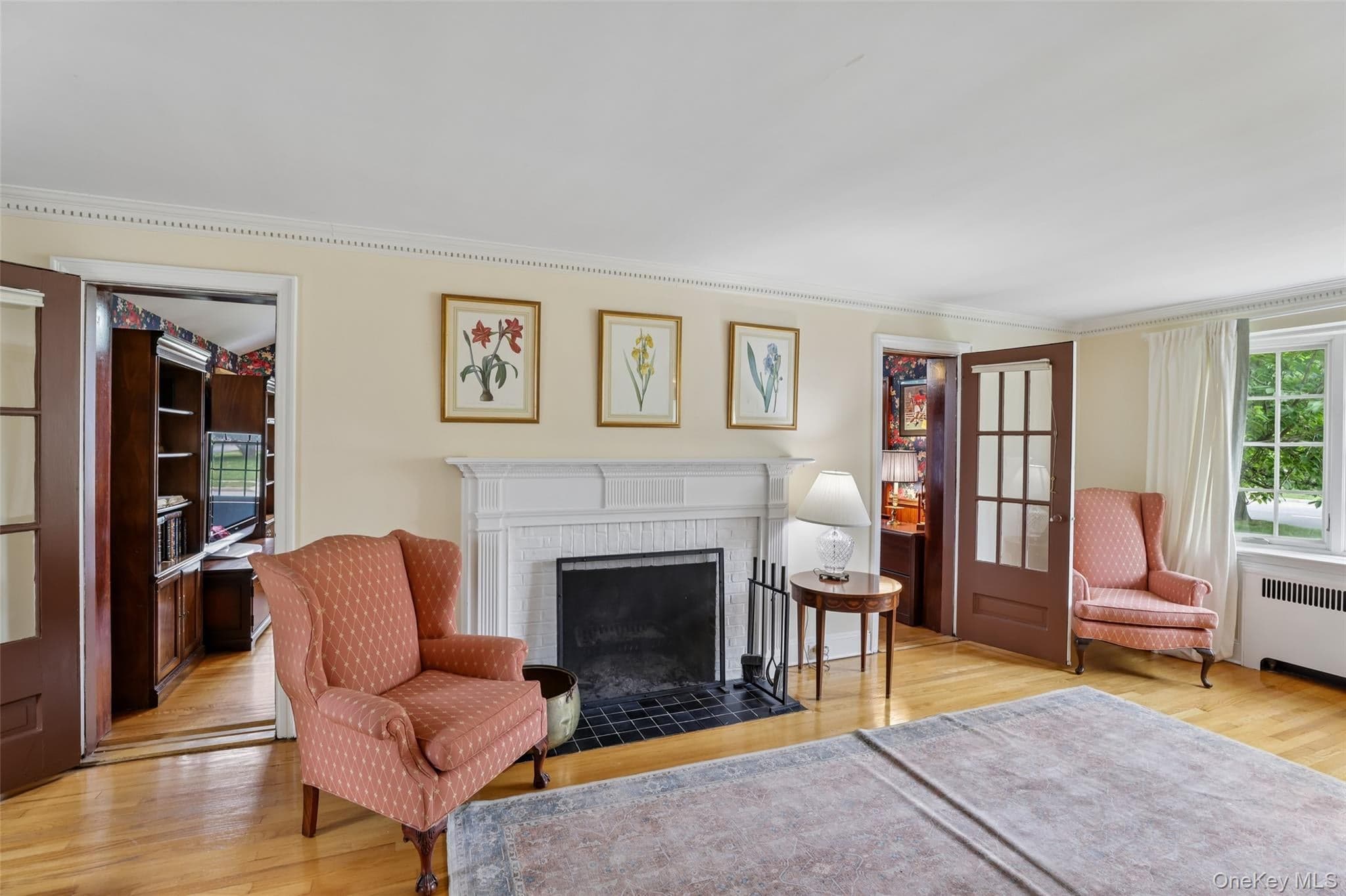 105 Stewart Avenue thumbnail 3