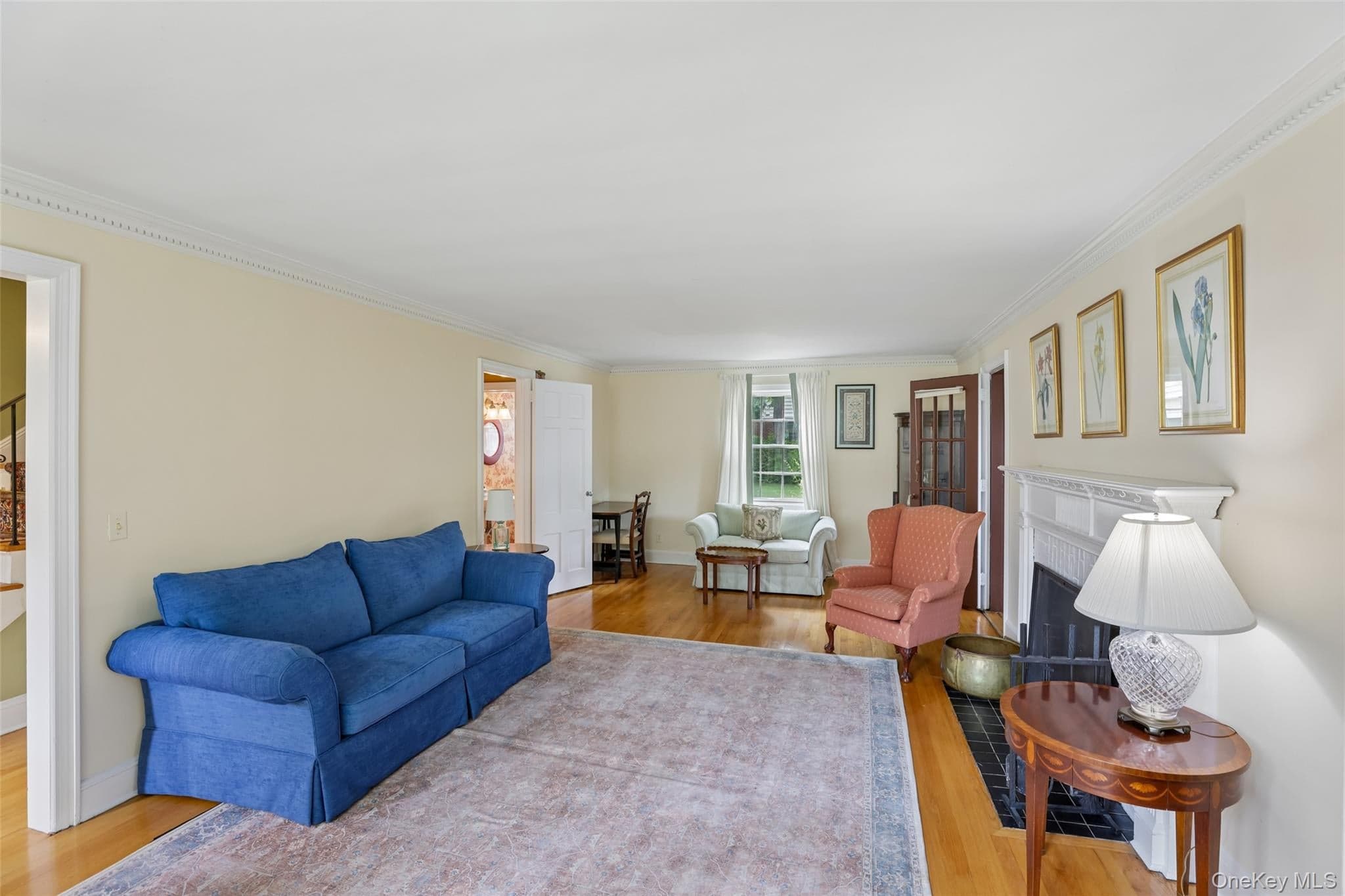 105 Stewart Avenue thumbnail 4