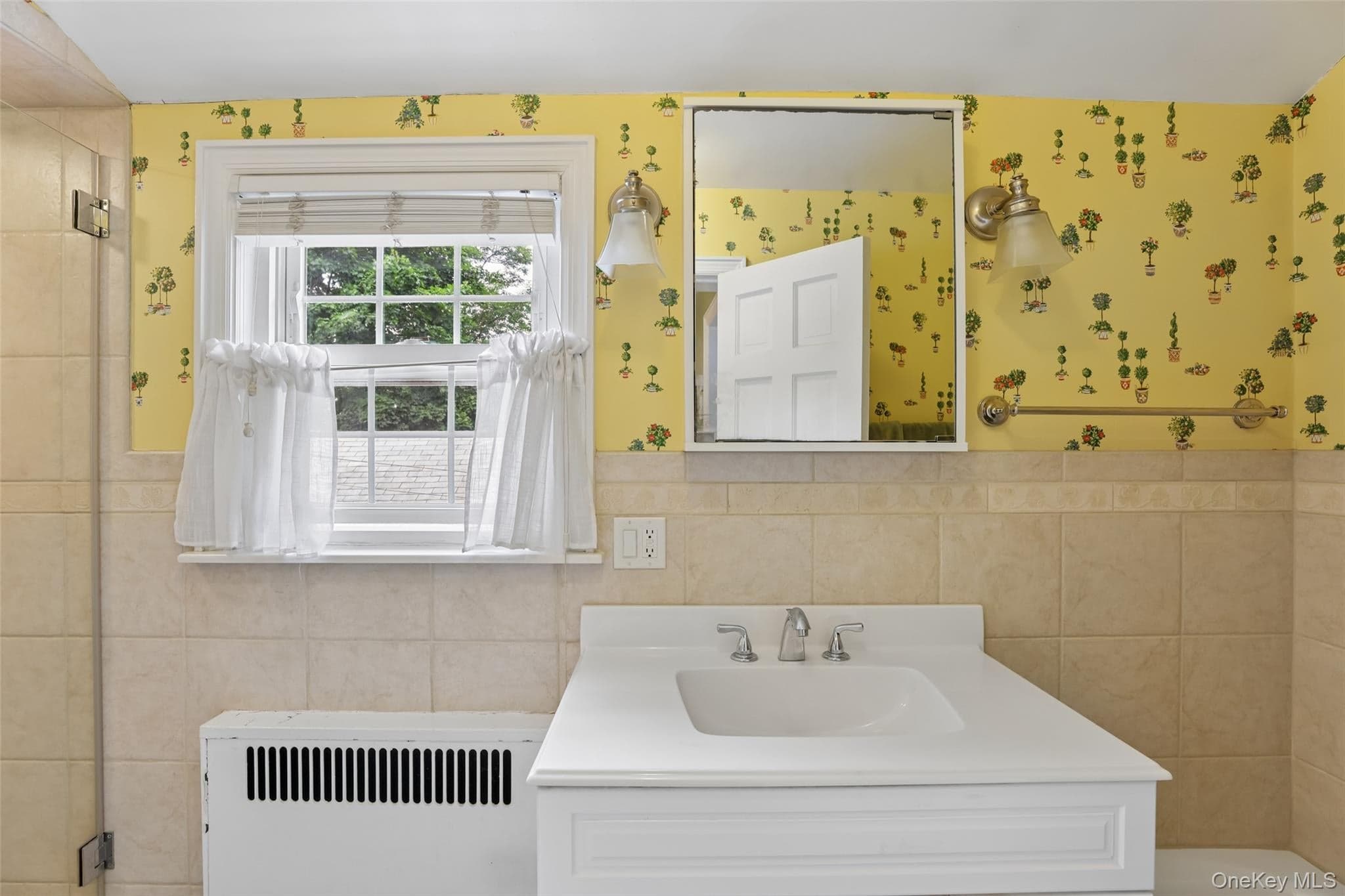 105 Stewart Avenue thumbnail 15