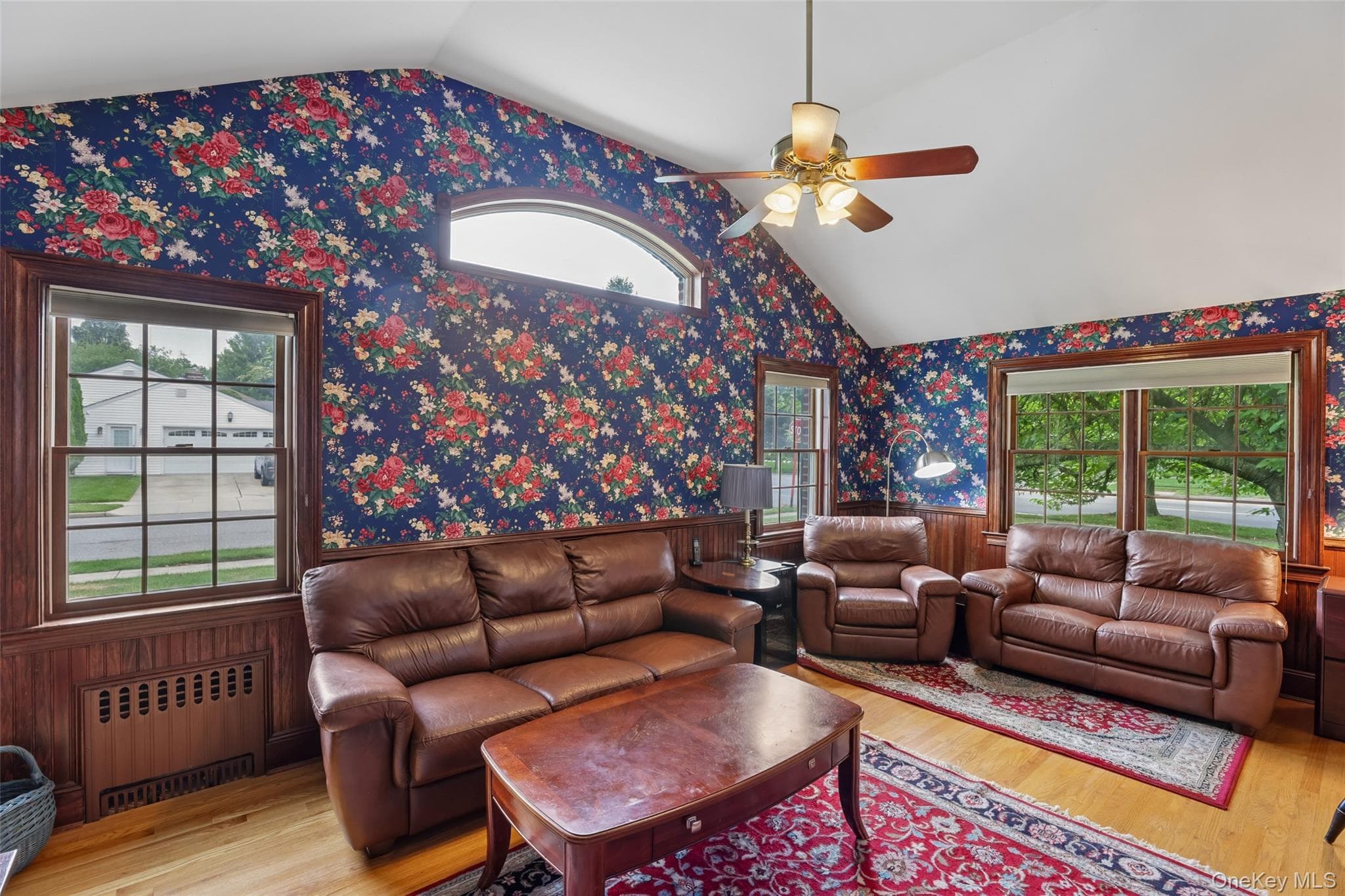 105 Stewart Avenue thumbnail 7