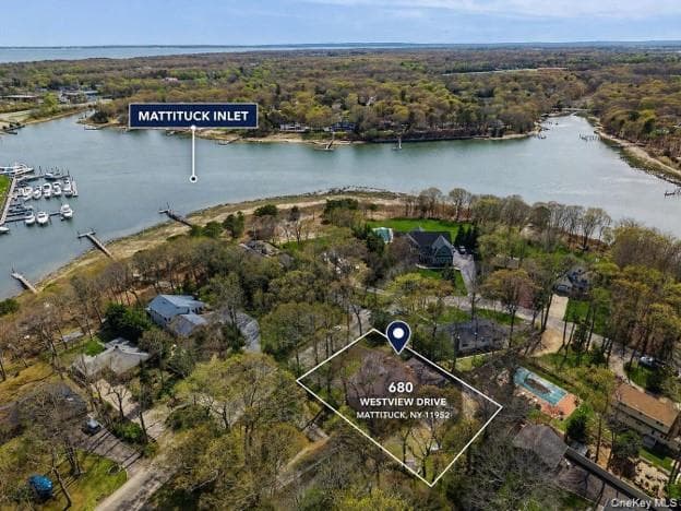 680 Westview Drive thumbnail 2
