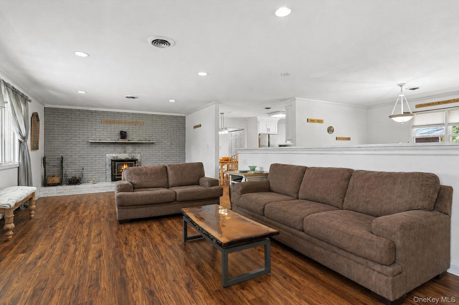 680 Westview Drive thumbnail 5
