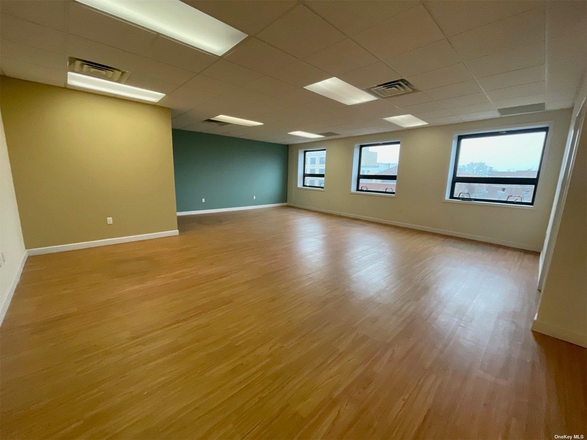 214-25 42nd Avenue thumbnail 5