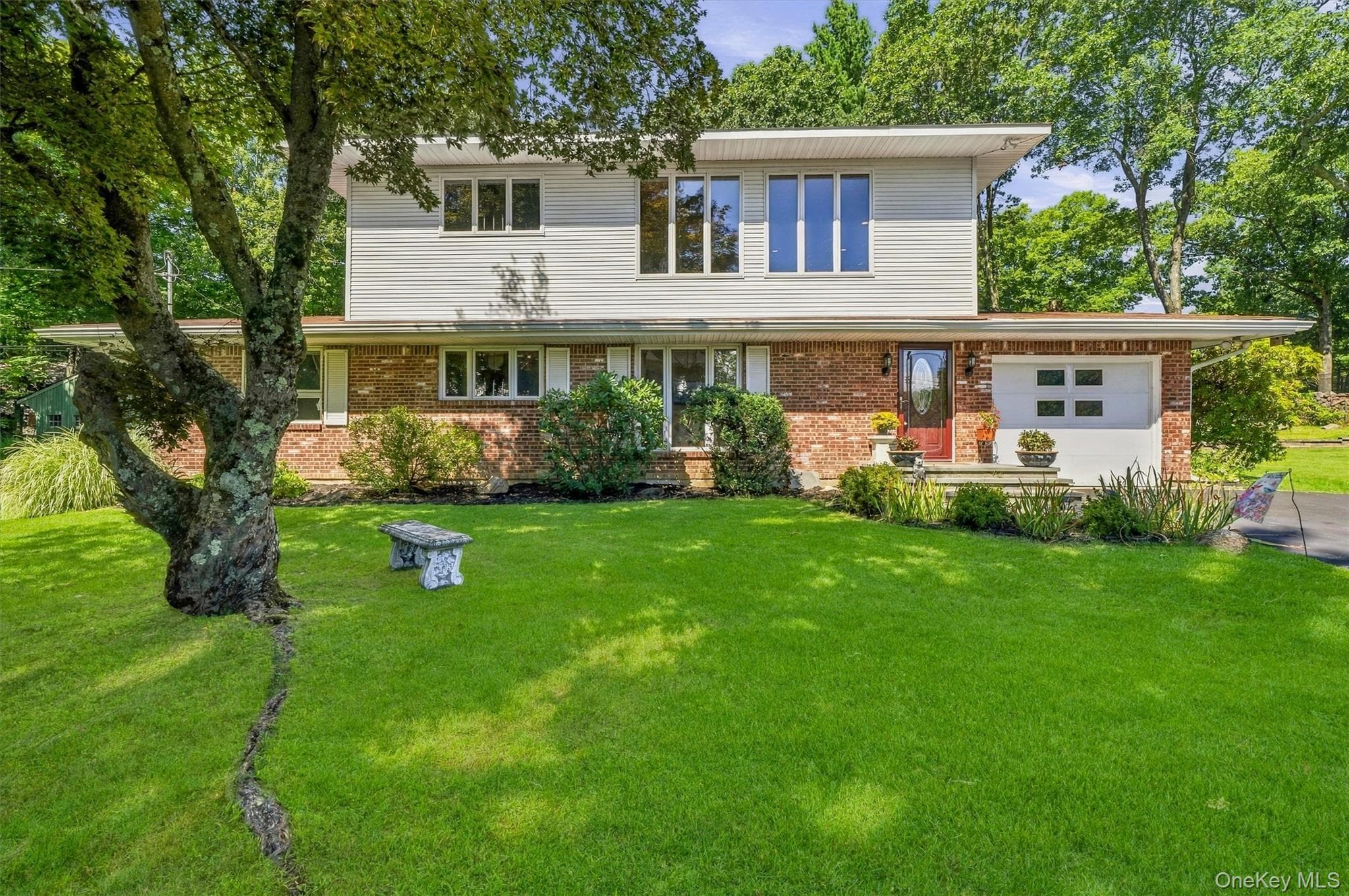 27 Margaret Road photo 1