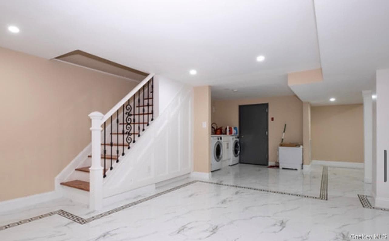 24814 Van Zandt Avenue thumbnail 12