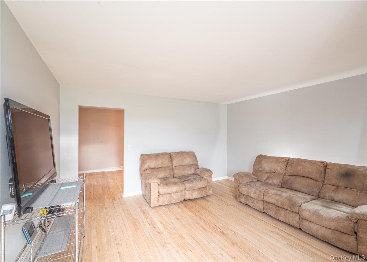 457 Washington Avenue thumbnail 4