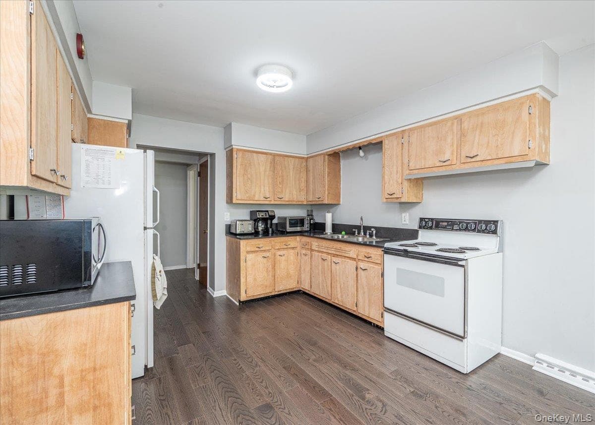 457 Washington Avenue thumbnail 8