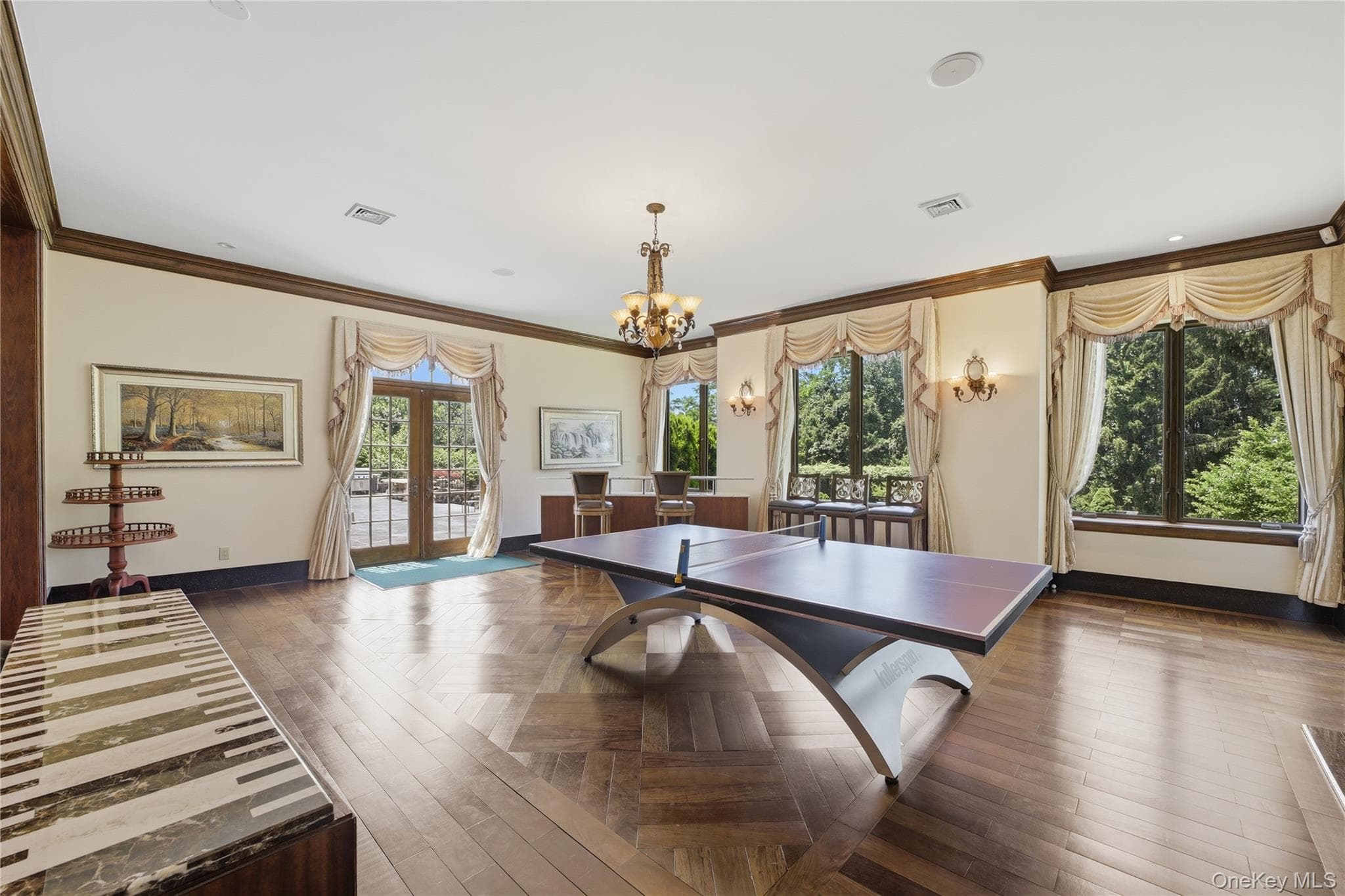 196 Mclain Street thumbnail 15