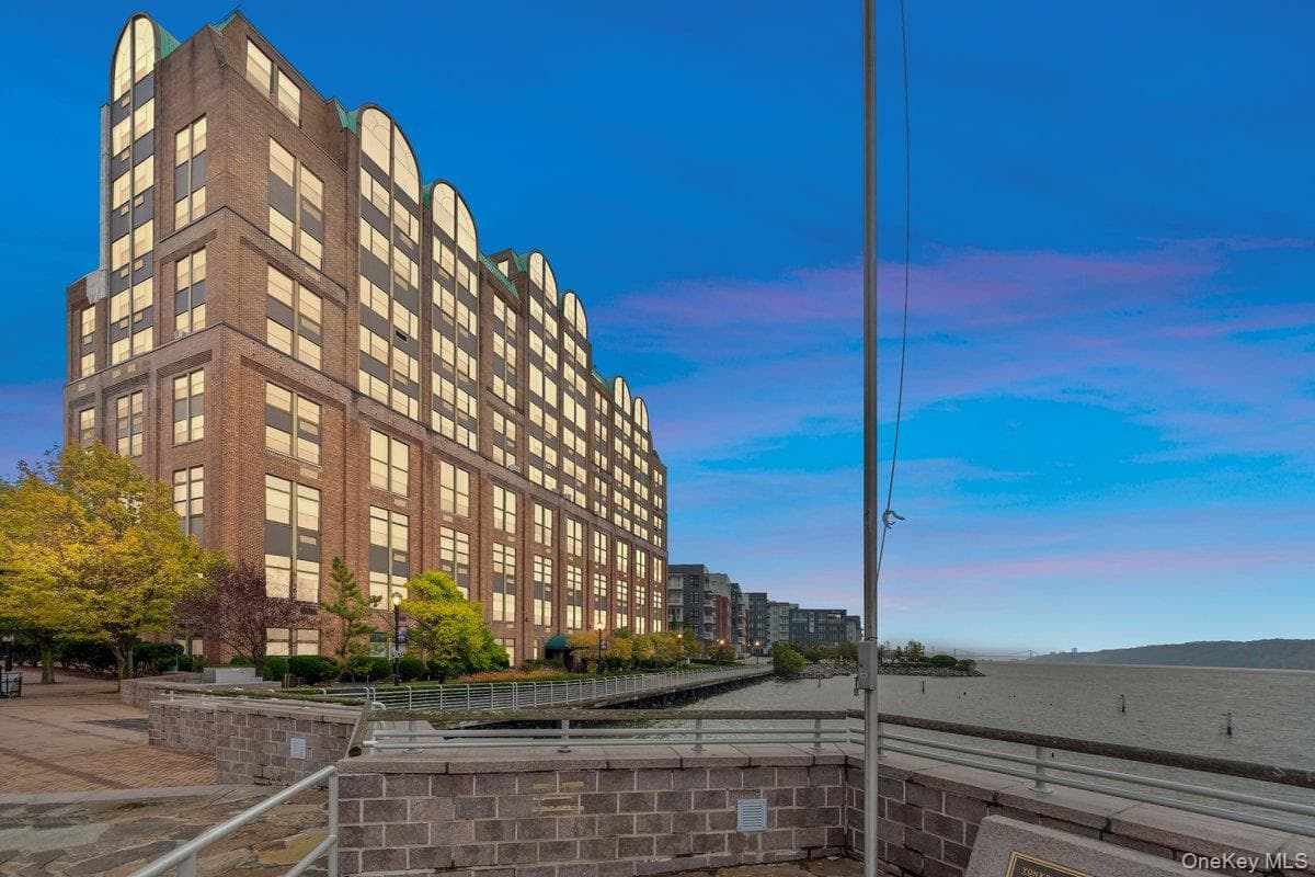 23 Water Grant Street Unit: 2N thumbnail 2