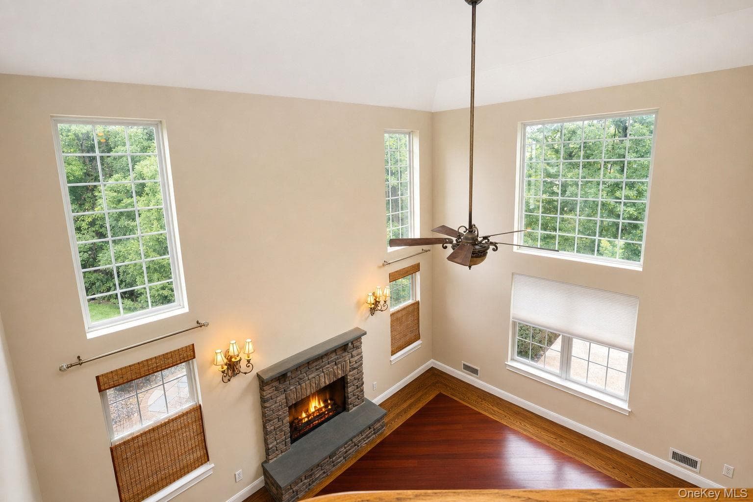 131 Winding Brook Court thumbnail 18