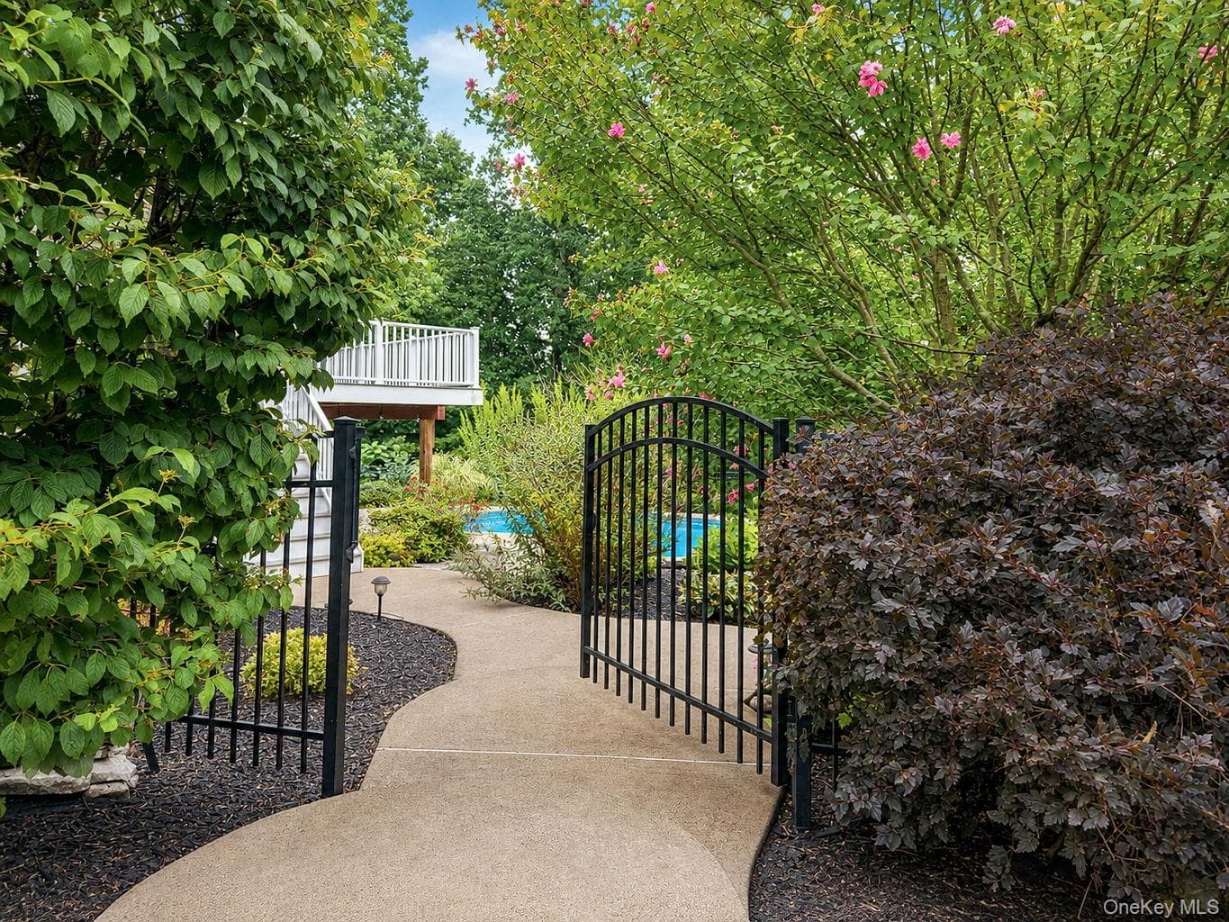 131 Winding Brook Court thumbnail 5