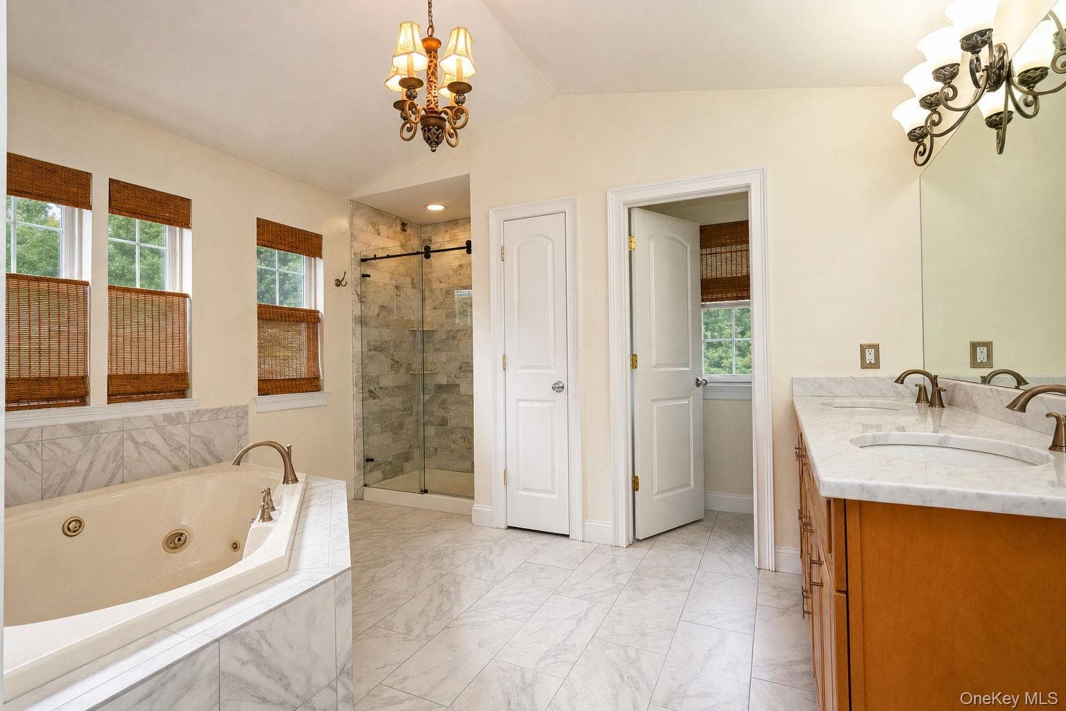 131 Winding Brook Court thumbnail 32