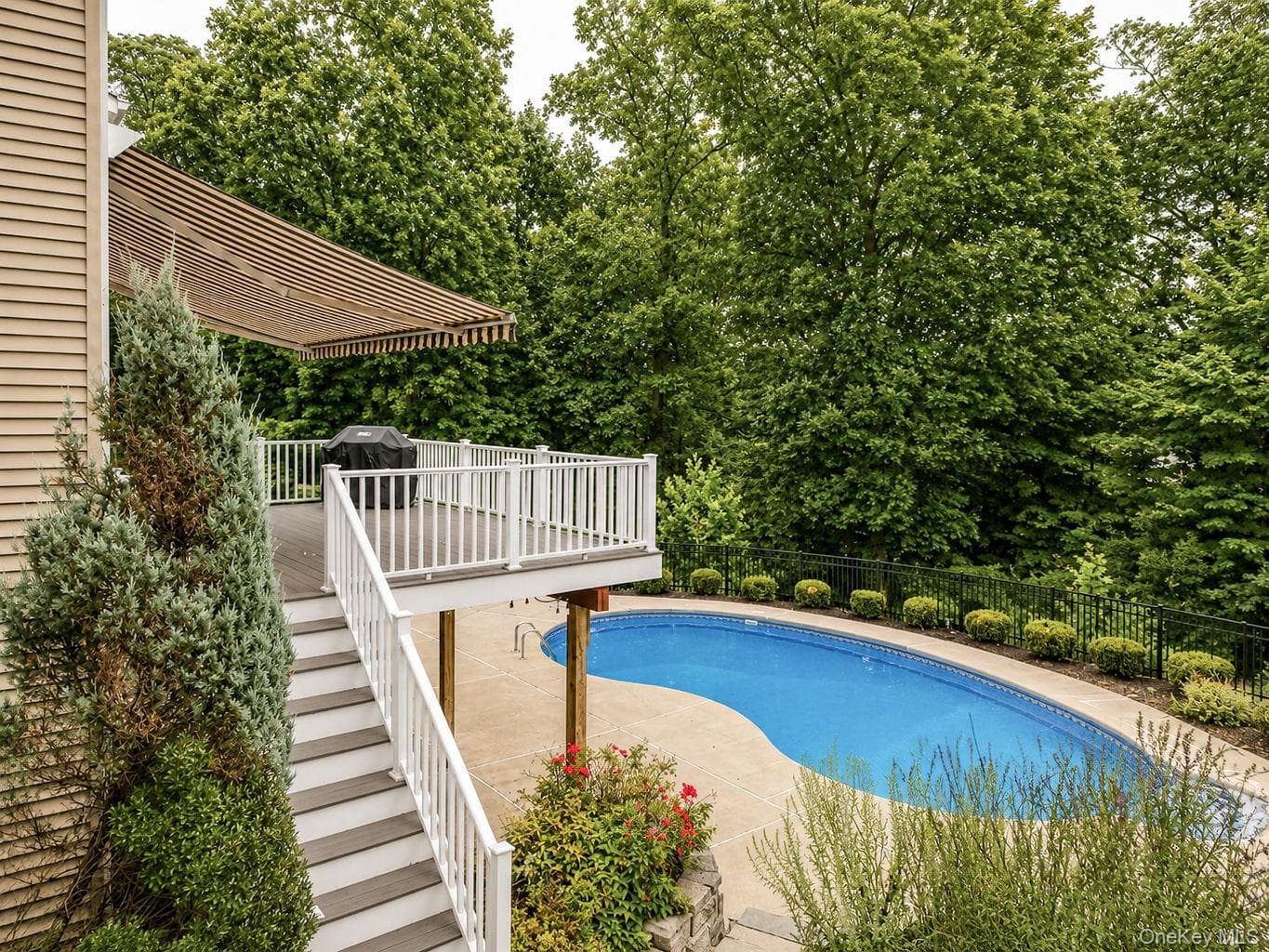 131 Winding Brook Court thumbnail 7