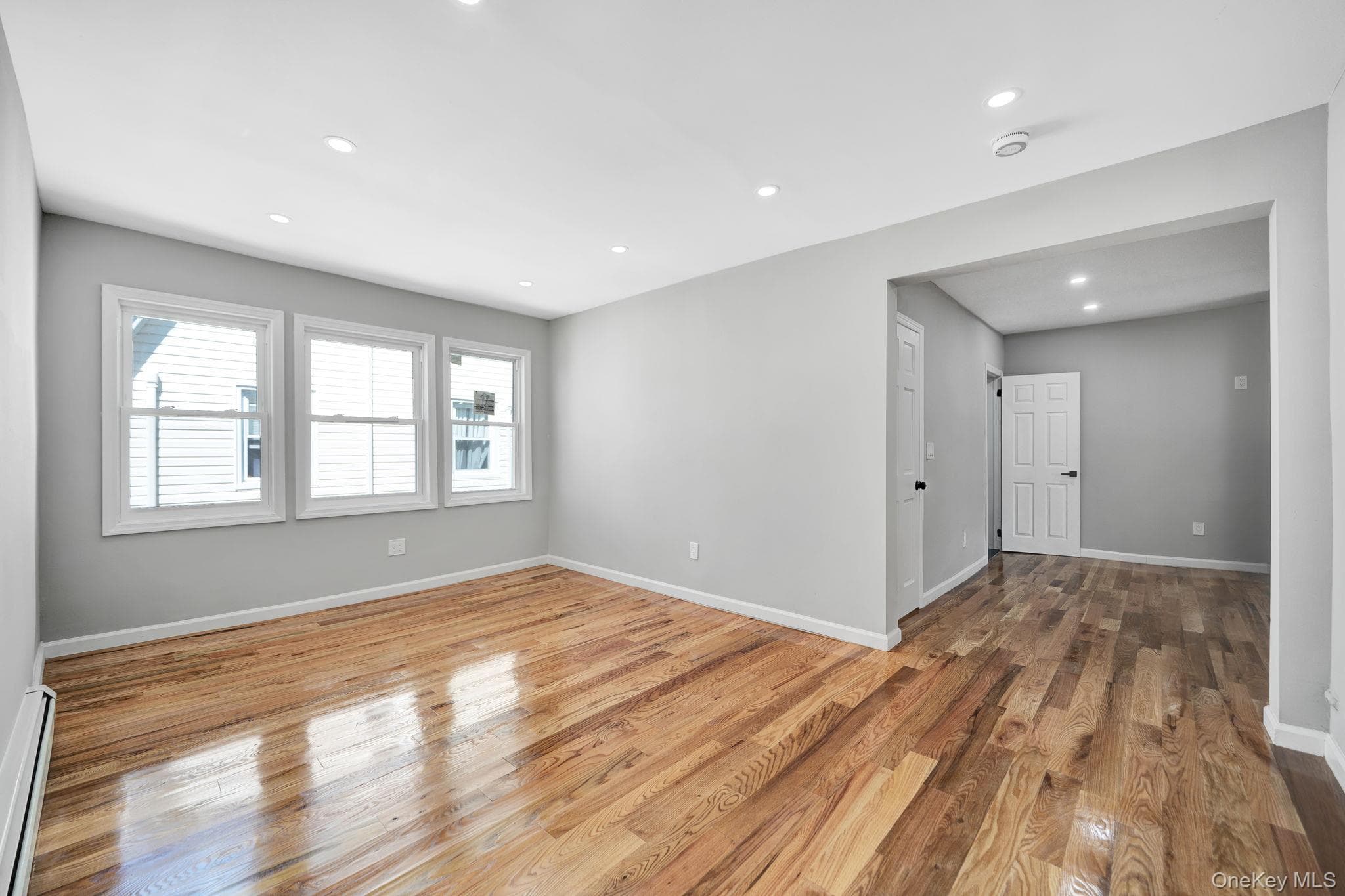 9264 Springfield Boulevard thumbnail 25