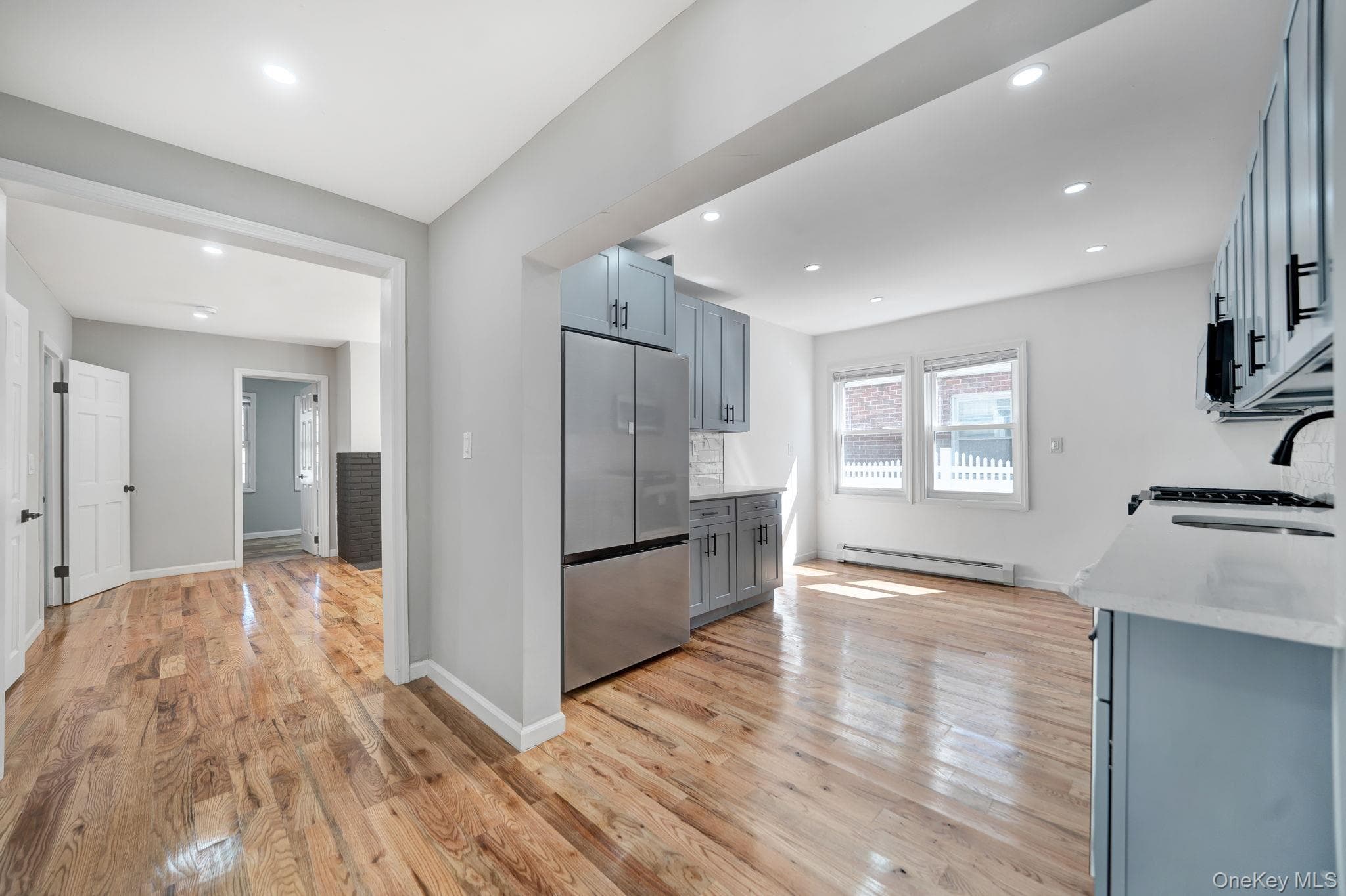 9264 Springfield Boulevard thumbnail 11