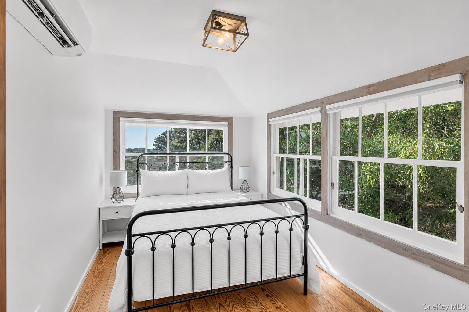 3651 Soundview Avenue thumbnail 21