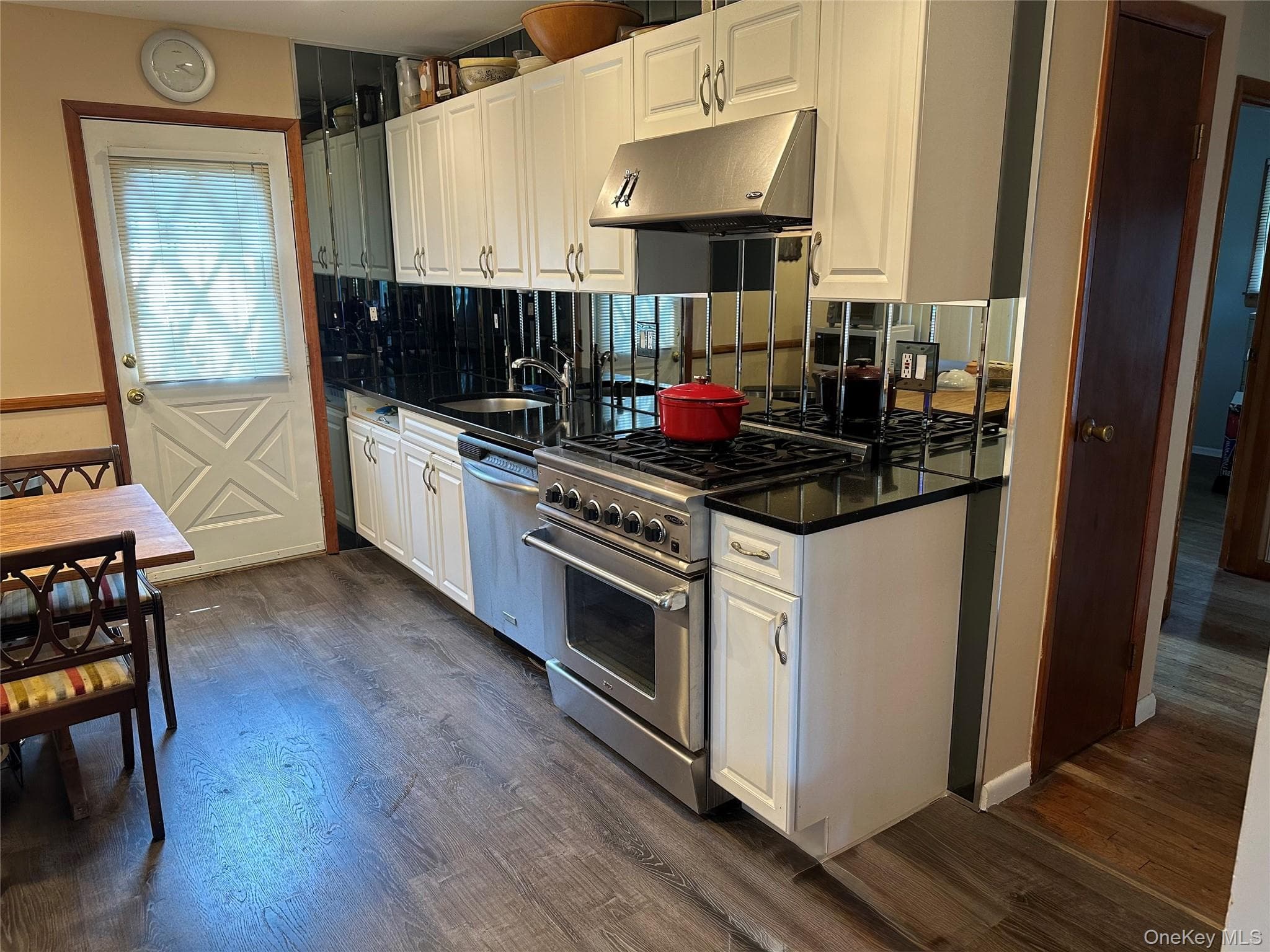 1612 N Gardiner Drive thumbnail 16