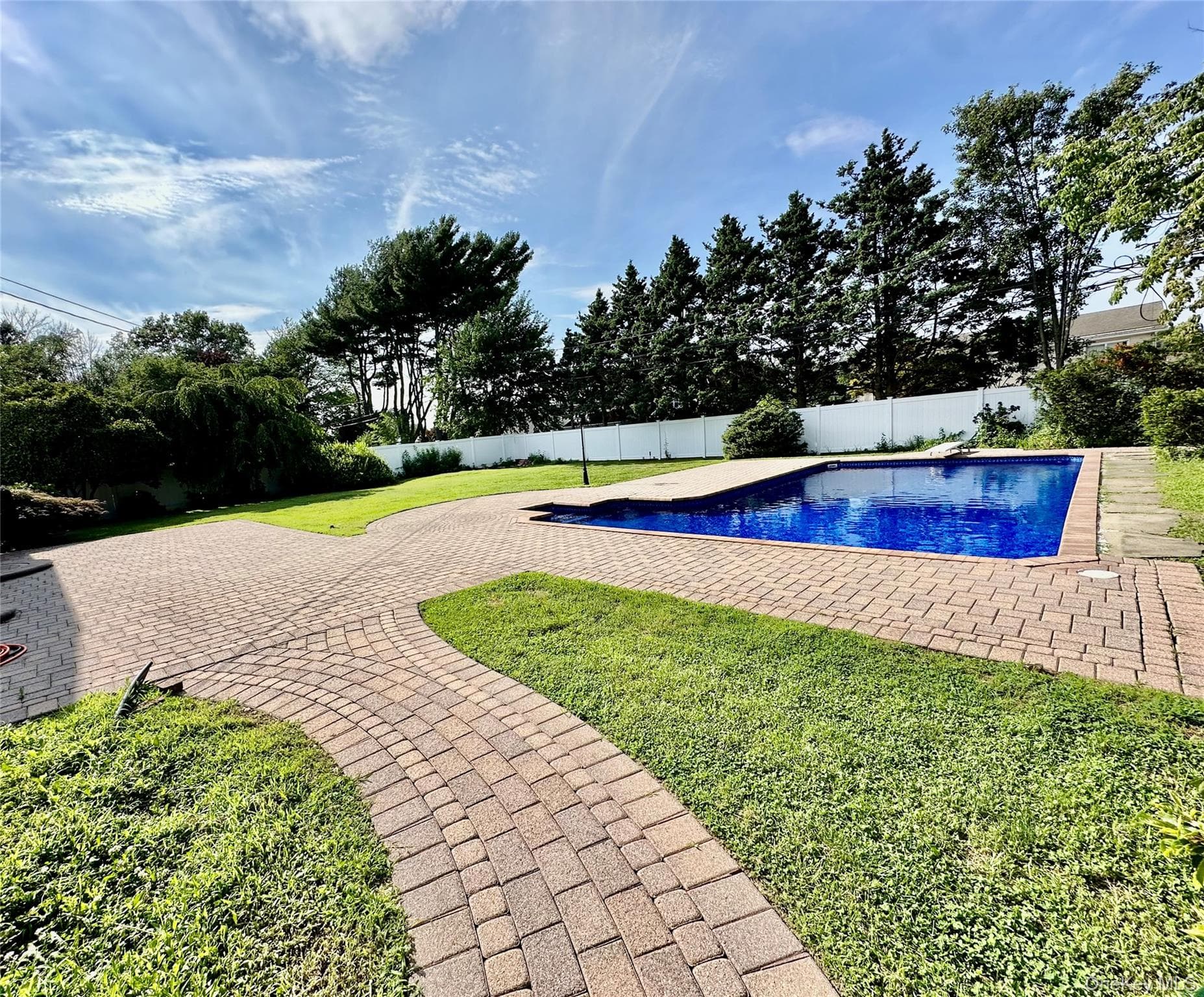 26 Malvern Lane thumbnail 24