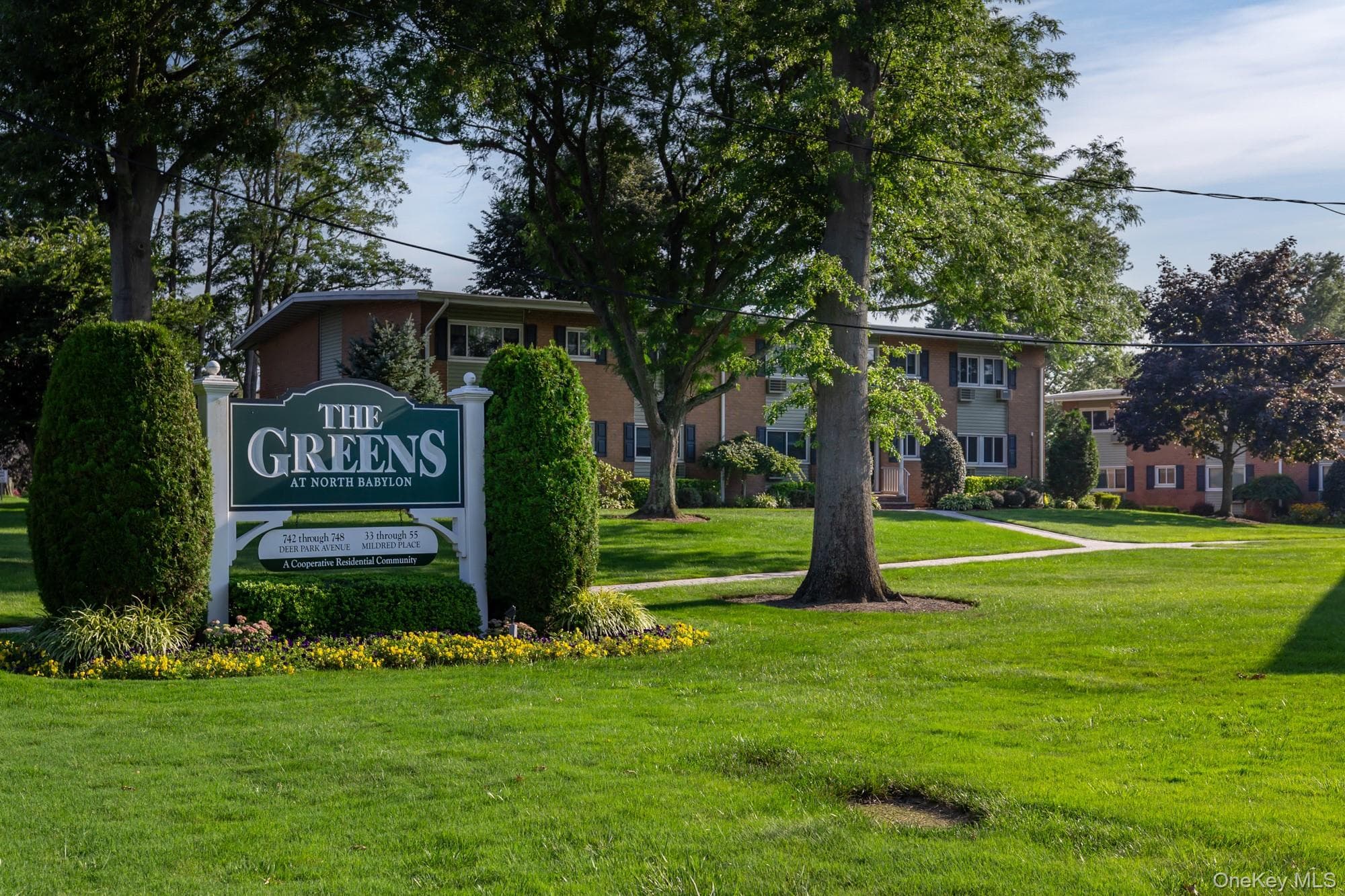 748 Deer Park Avenue Unit: 7H thumbnail 2