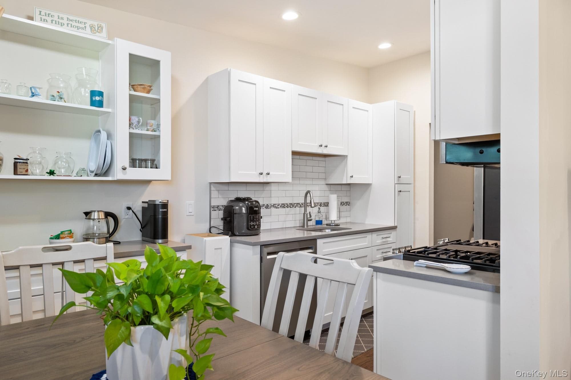 748 Deer Park Avenue Unit: 7H thumbnail 13