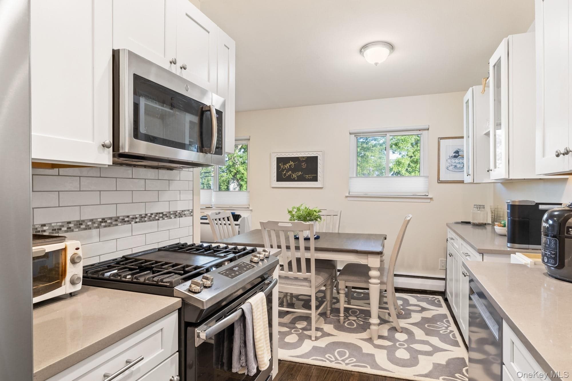 748 Deer Park Avenue Unit: 7H thumbnail 16