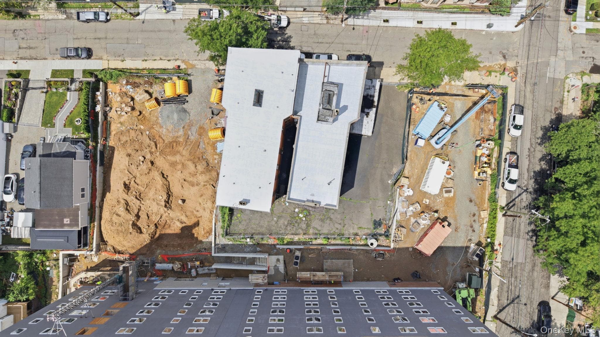 256-258 Woodworth Avenue thumbnail 4