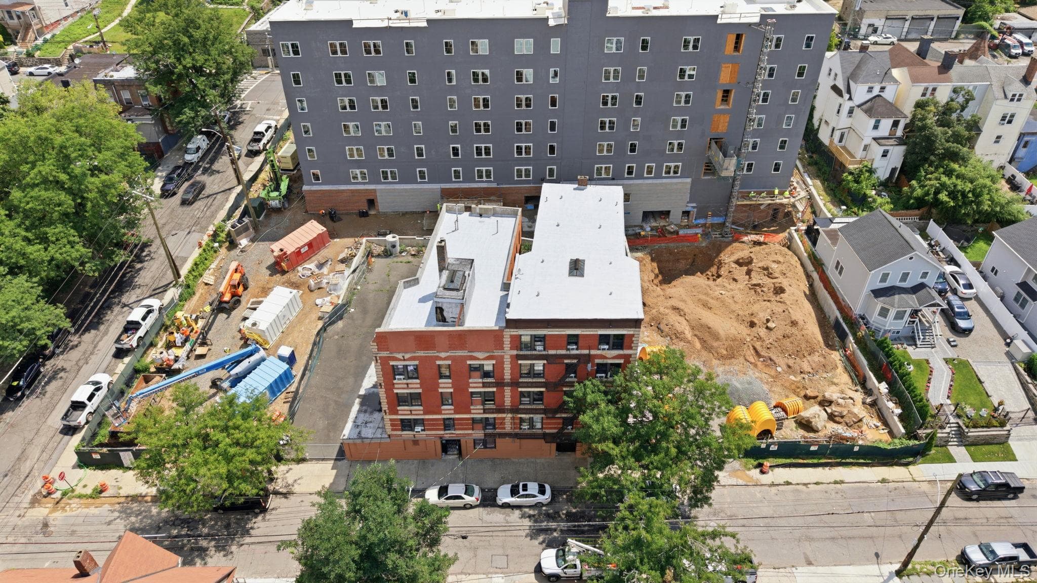 256-258 Woodworth Avenue thumbnail 2