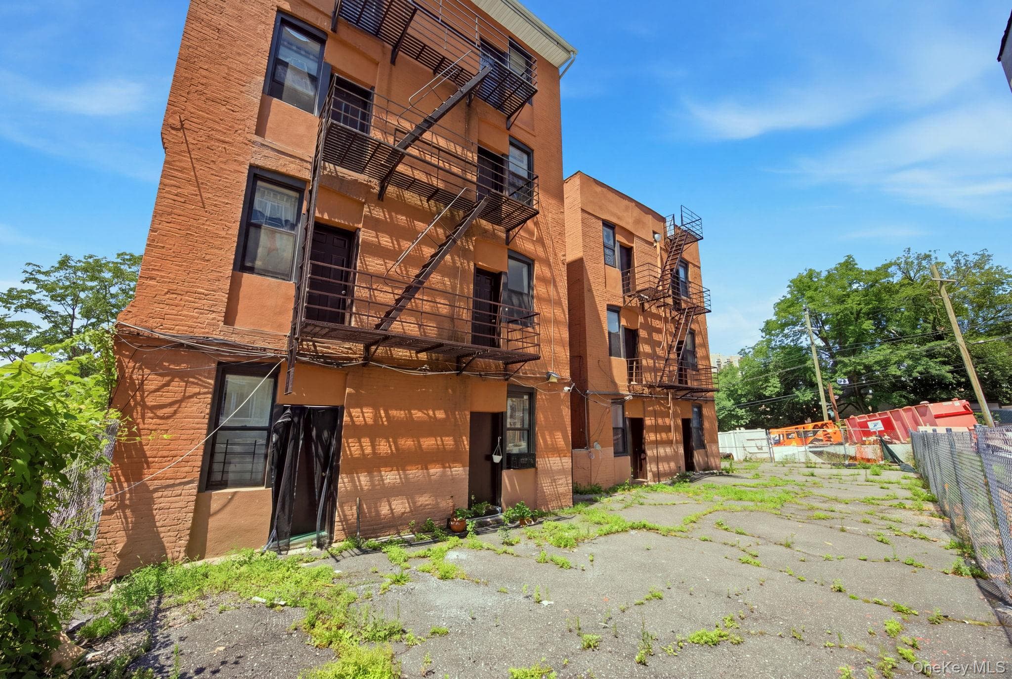 256-258 Woodworth Avenue thumbnail 12