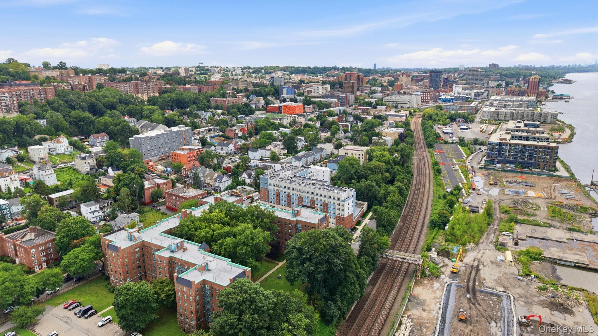 256-258 Woodworth Avenue thumbnail 8