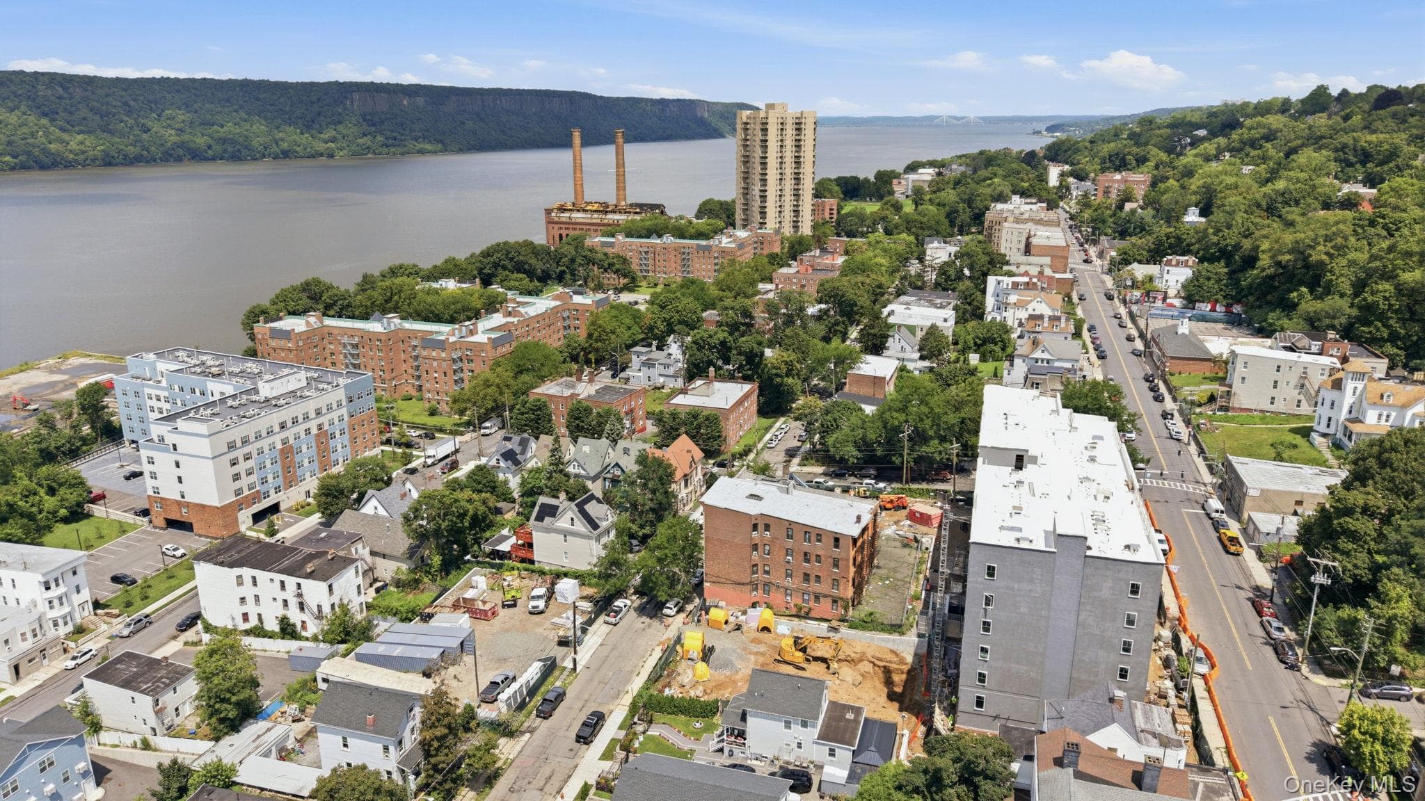 256-258 Woodworth Avenue thumbnail 5