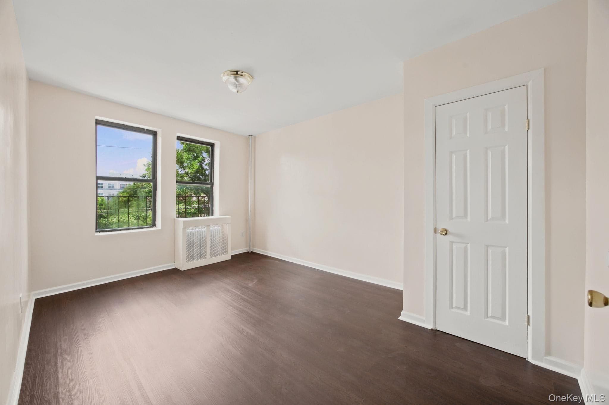 256-258 Woodworth Avenue thumbnail 15
