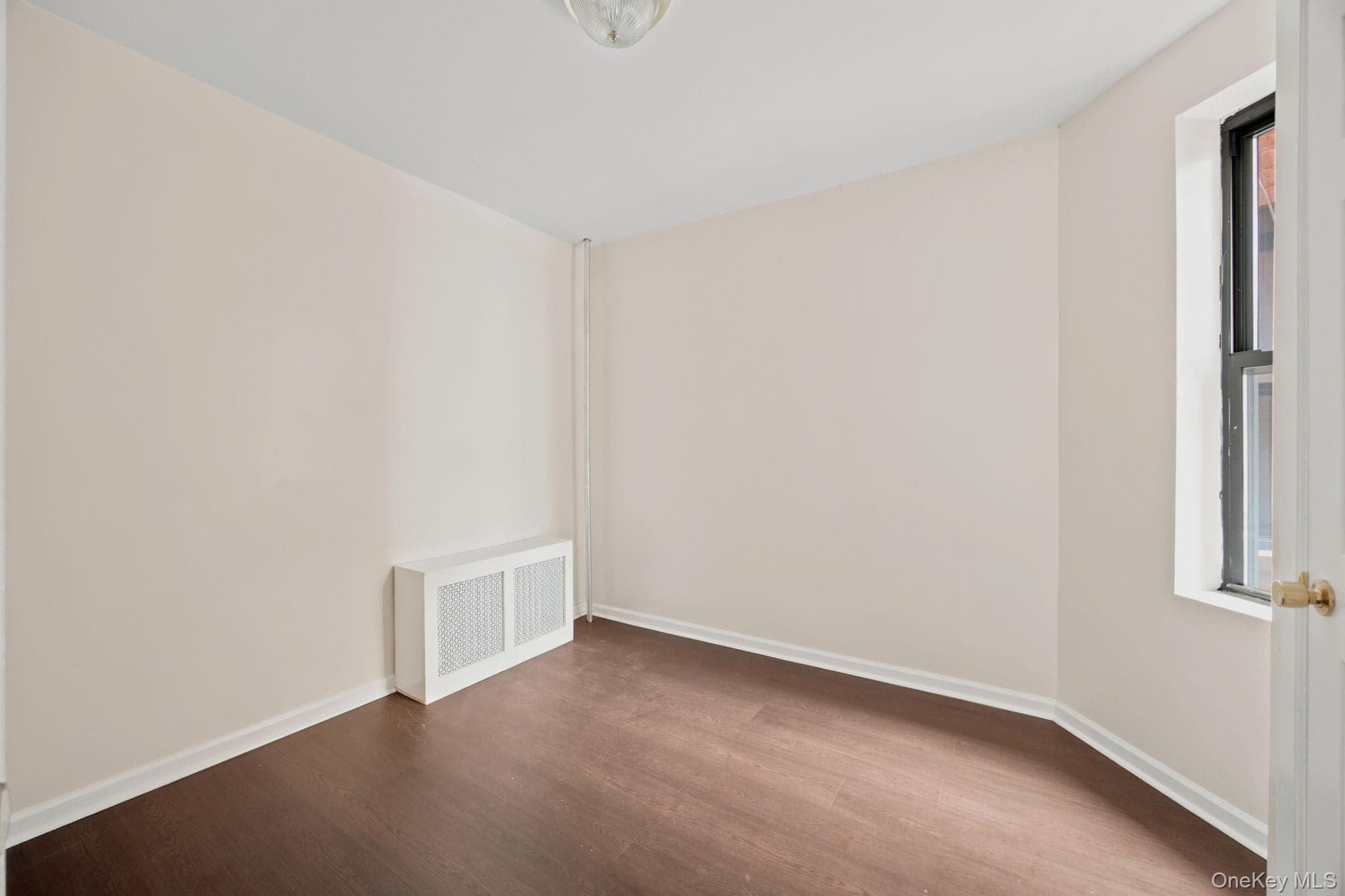 256-258 Woodworth Avenue thumbnail 16