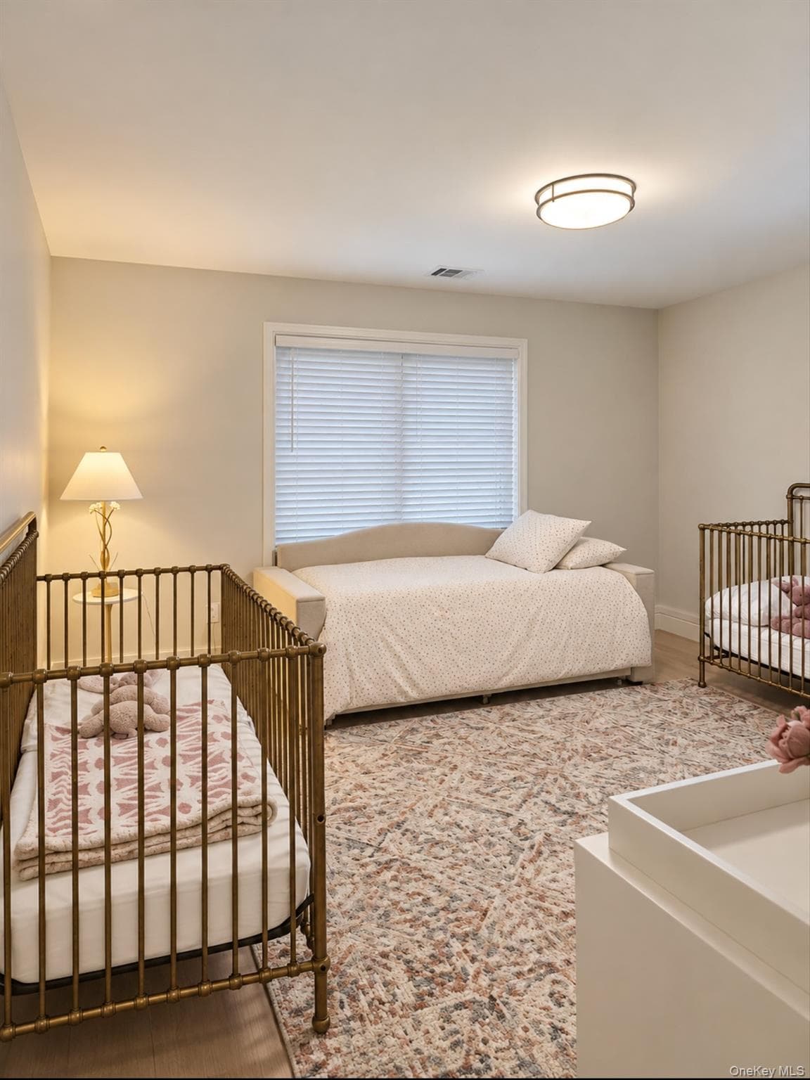 344 Bayview Avenue thumbnail 10