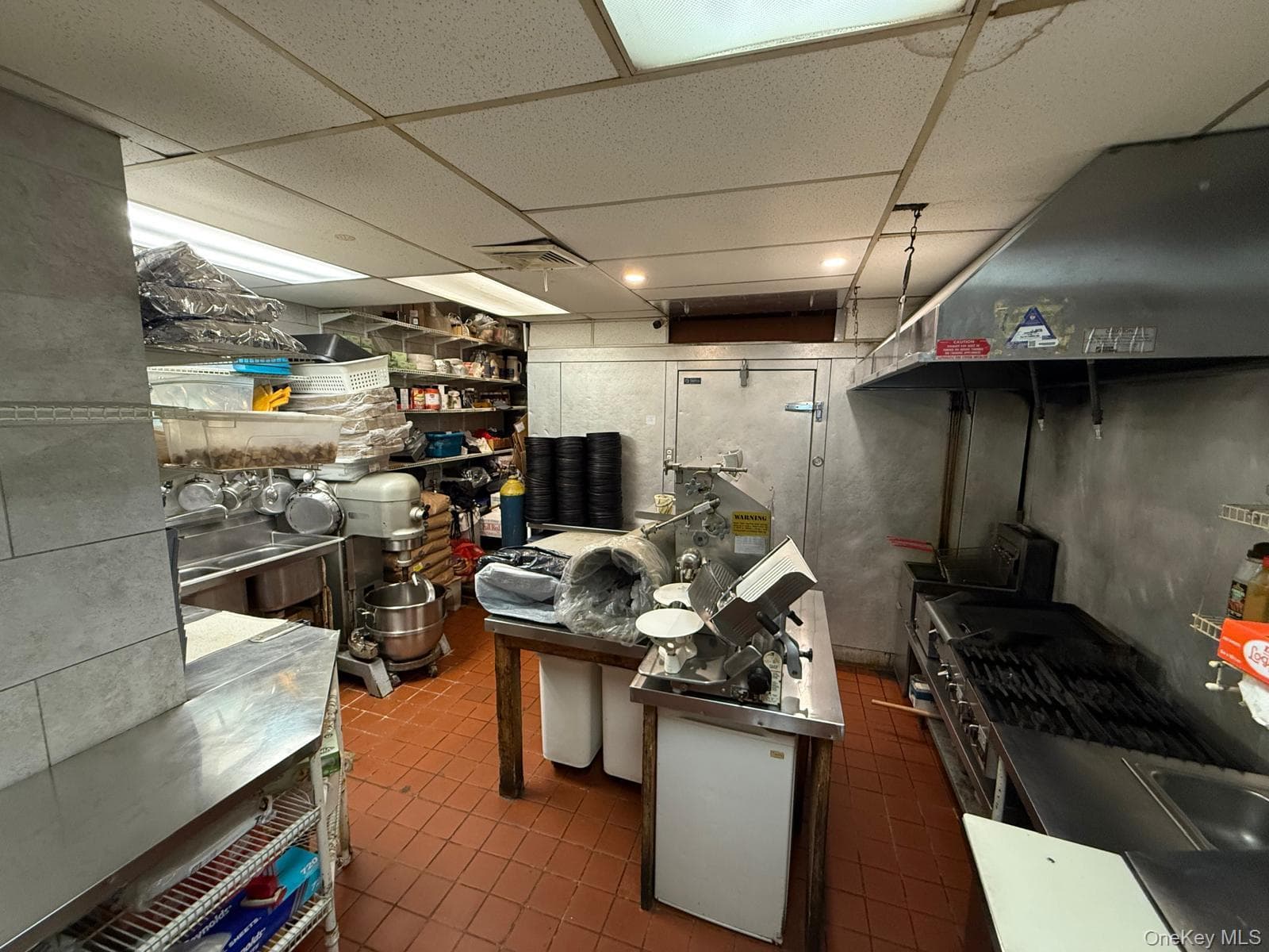 75-12 37 Avenue thumbnail 8