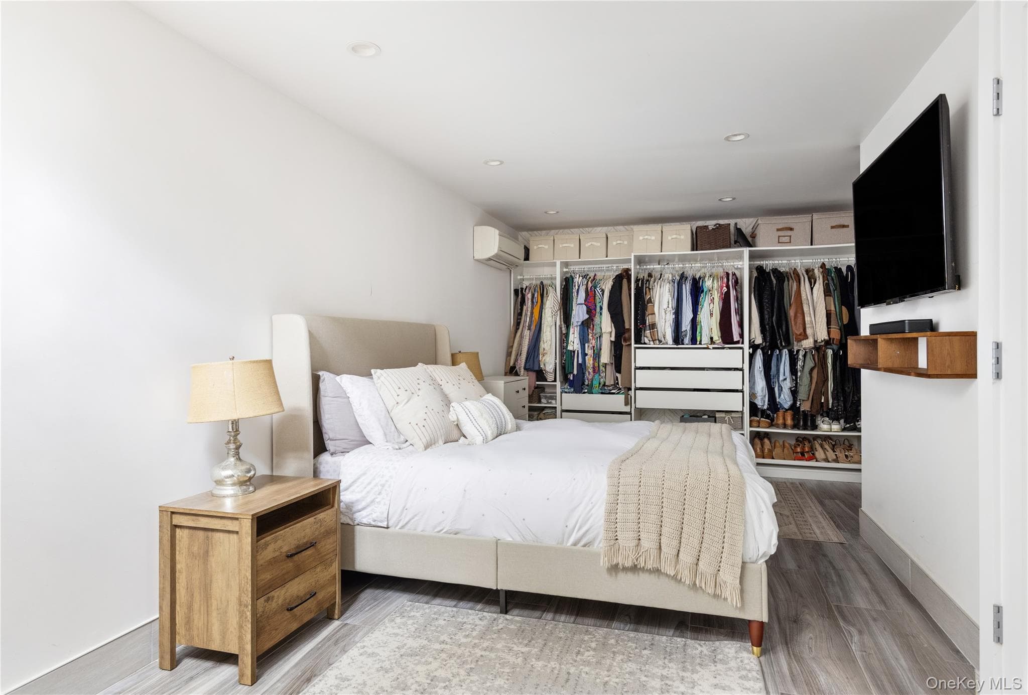 5-30 47th Avenue Unit: 1A thumbnail 4