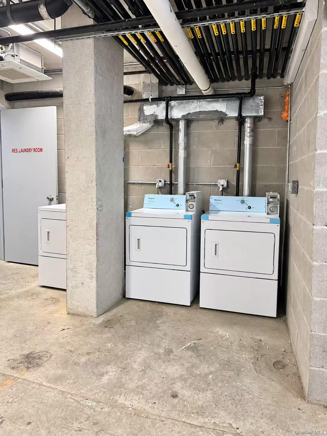 4223 Parsons Boulevard Unit: 2D thumbnail 8