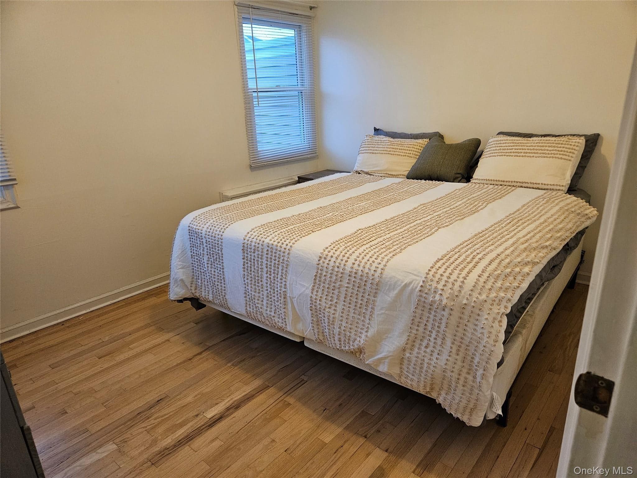 132 Maple Avenue thumbnail 9